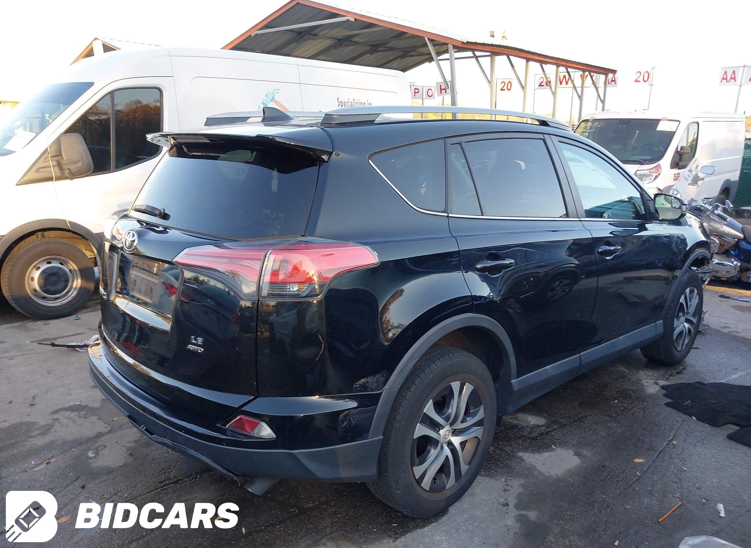 2017 Toyota RAV4, LE