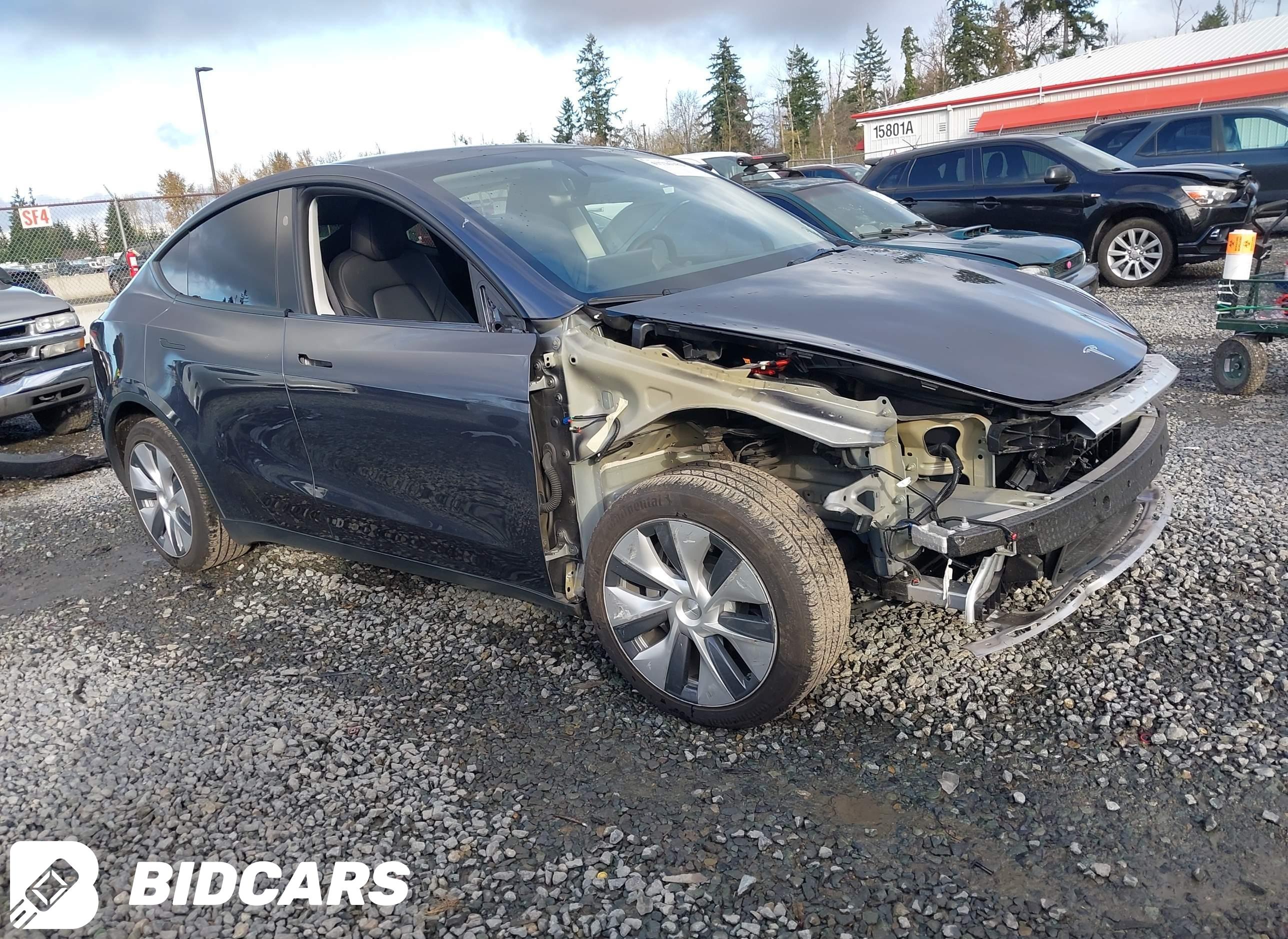 2023 Tesla Model Y, Awd/Long...