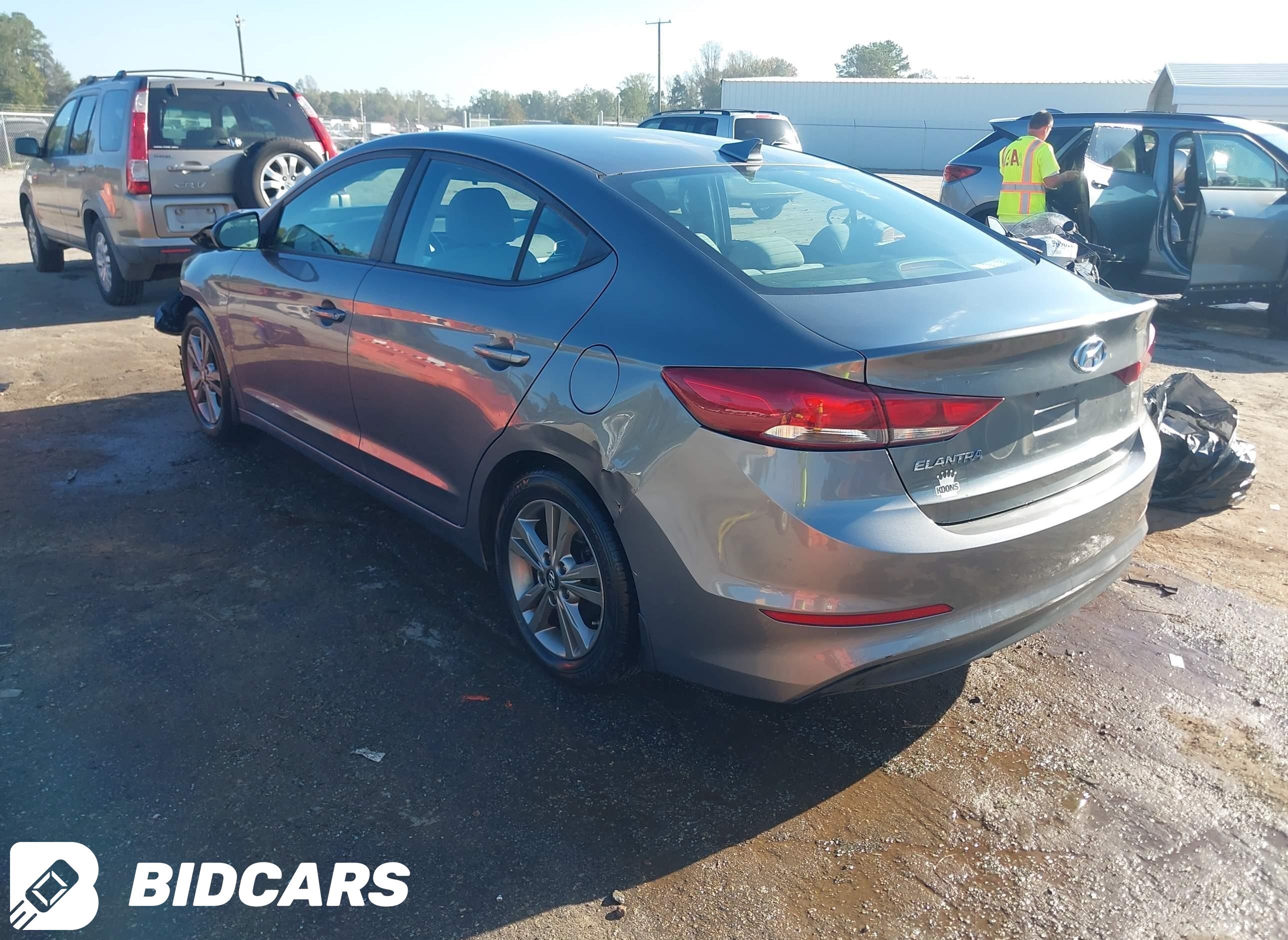 2018 Hyundai Elantra, Sel