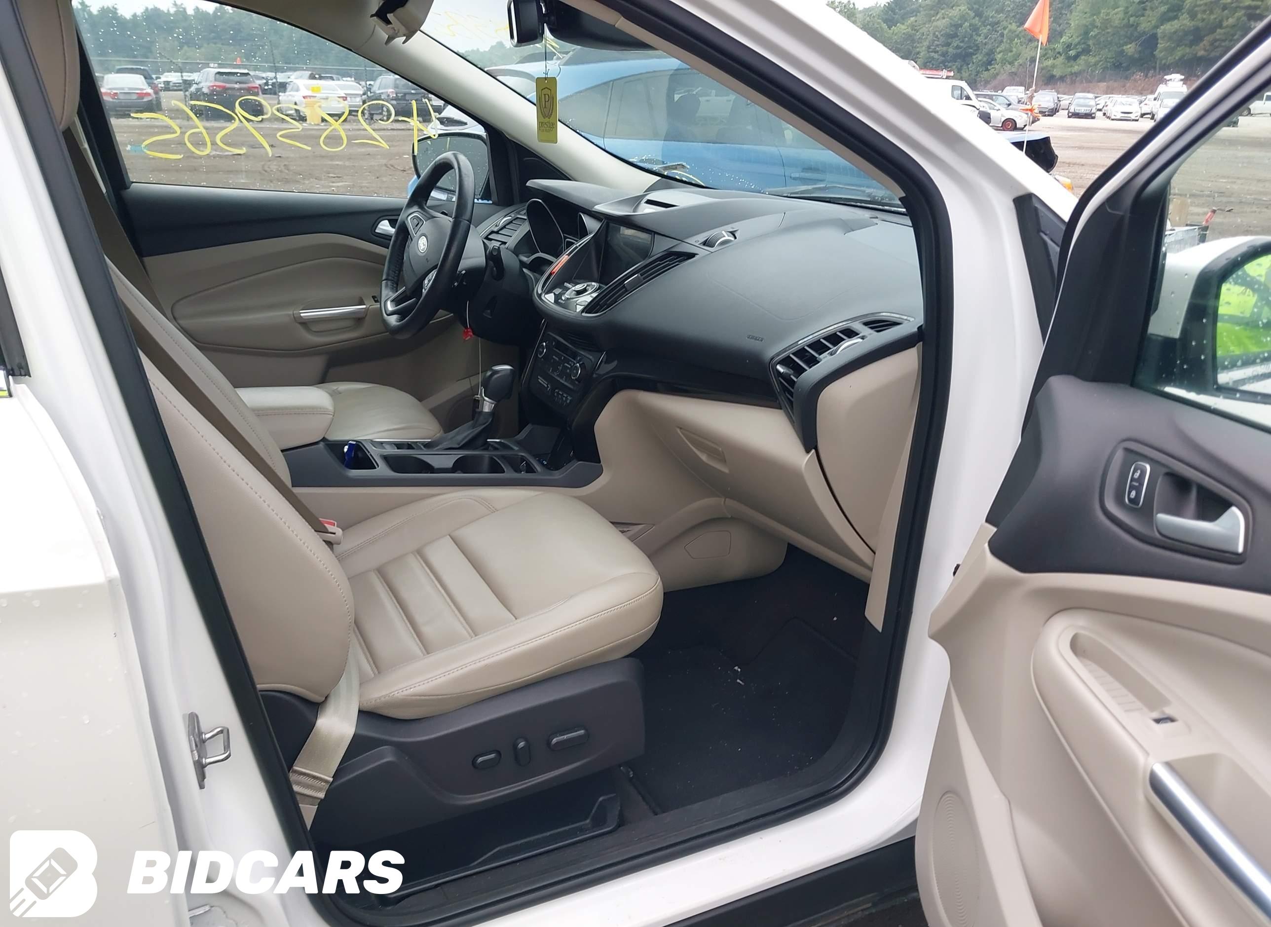 2017 Ford Escape, Titanium