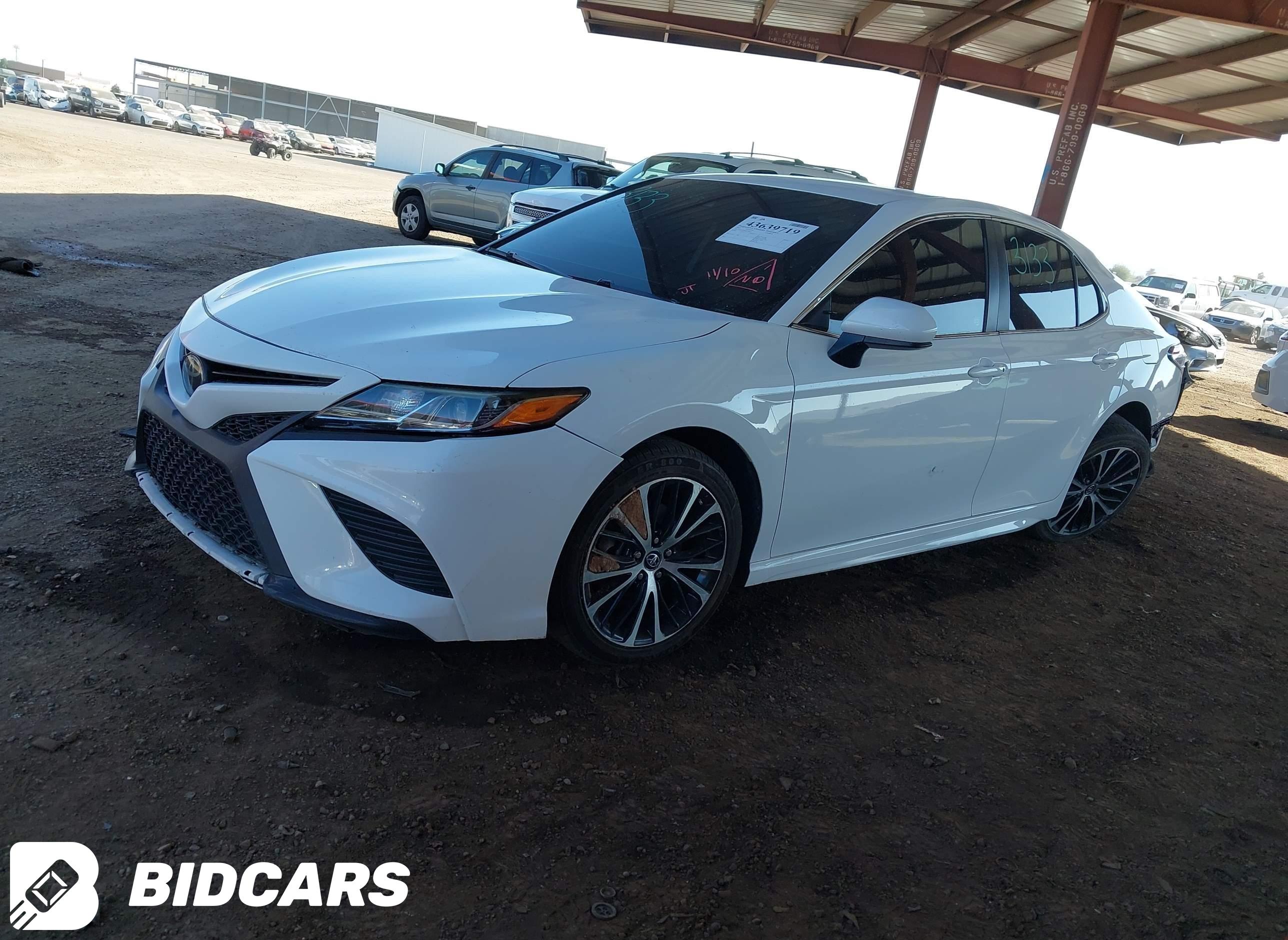 2019 Toyota Camry, SE
