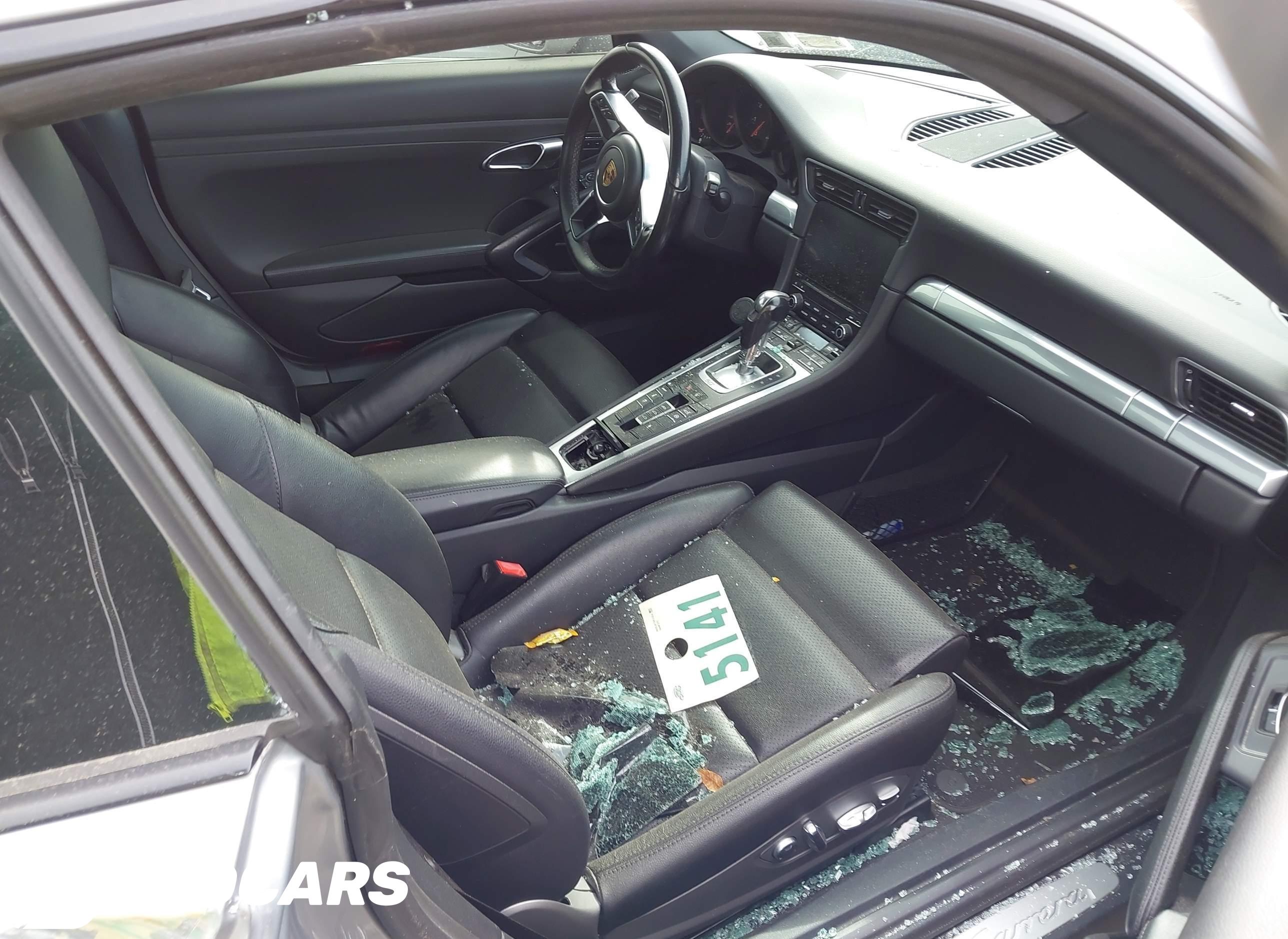 2017 Porsche 911, Carrera