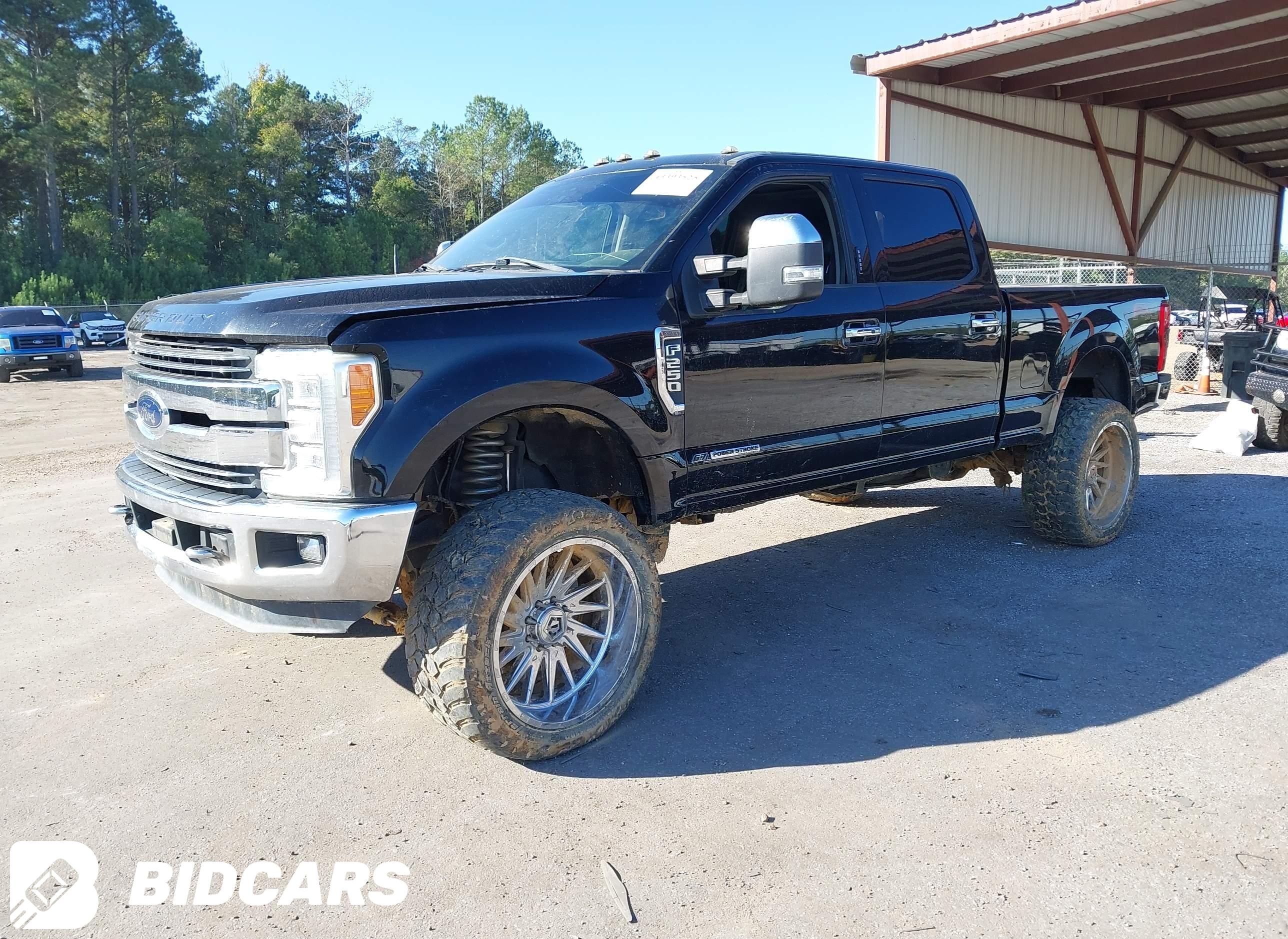 2017 Ford F-250, Lariat