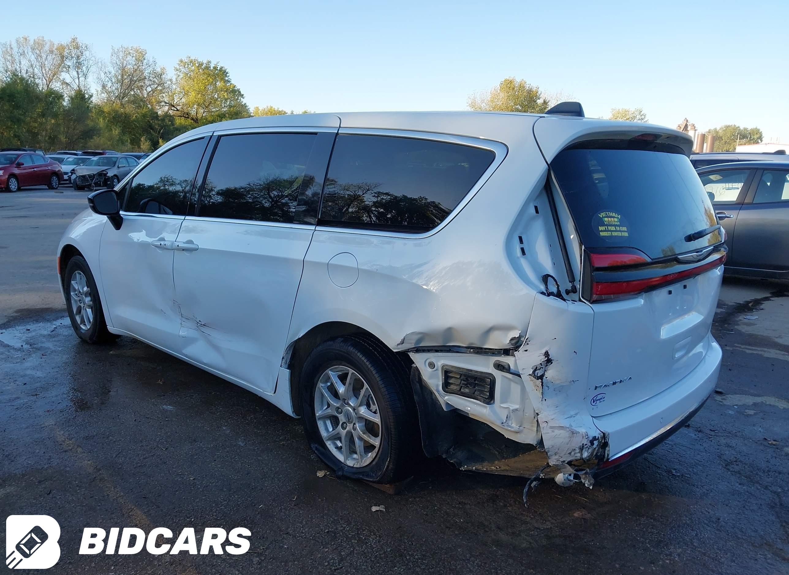 2024 Chrysler Pacifica, Touri...