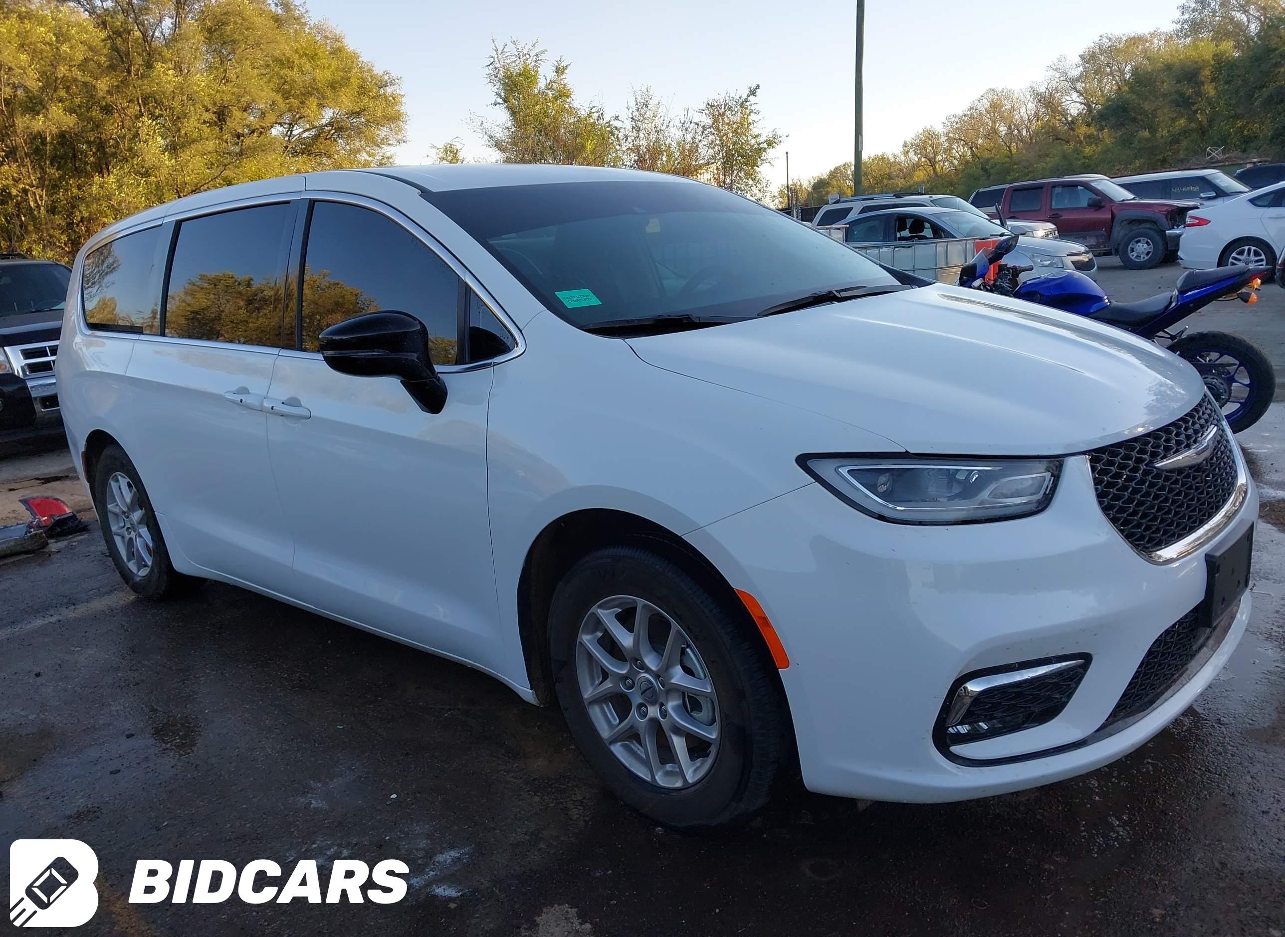 2024 Chrysler Pacifica, Touri...