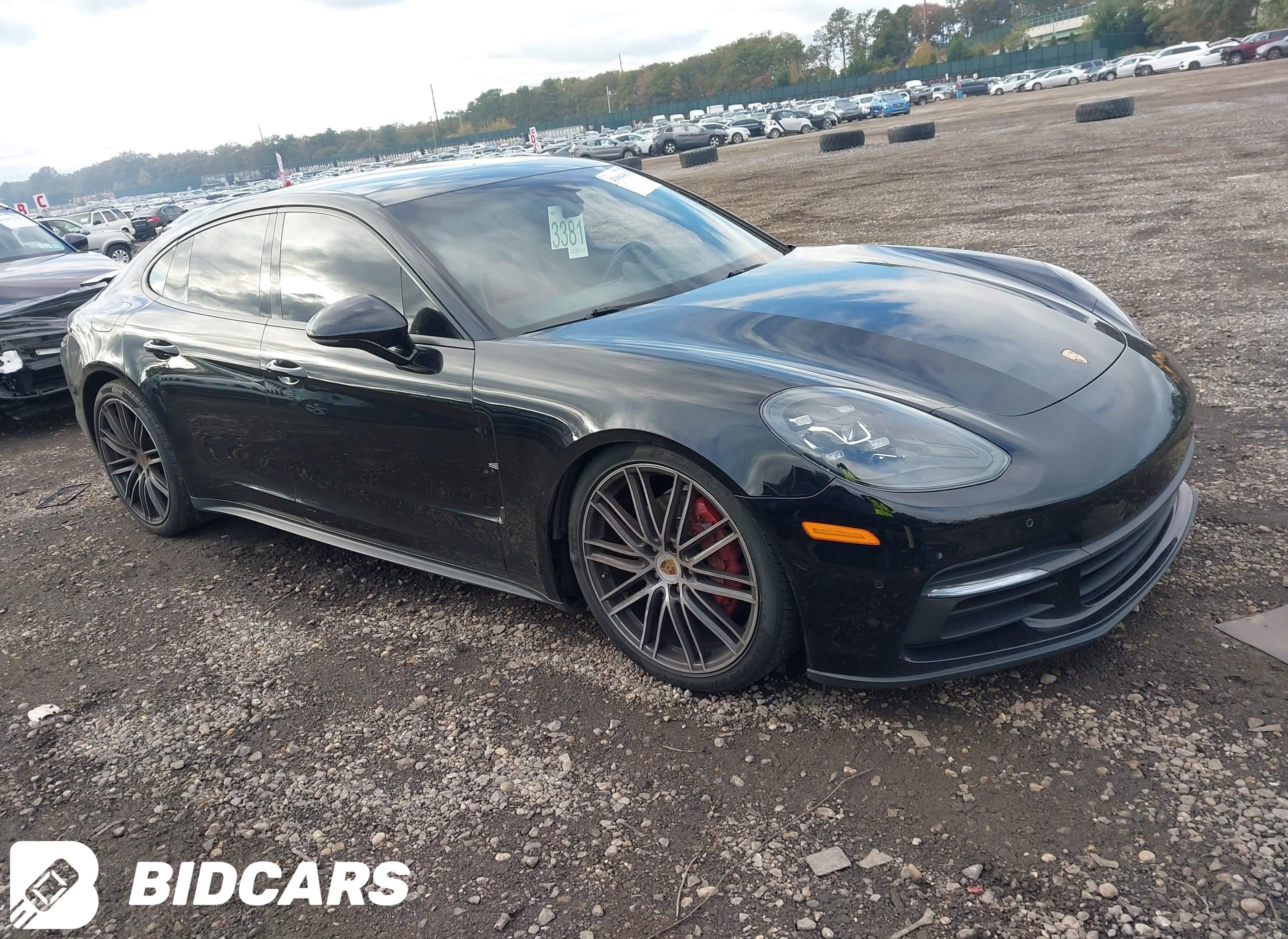 2019 Porsche Panamera, 4