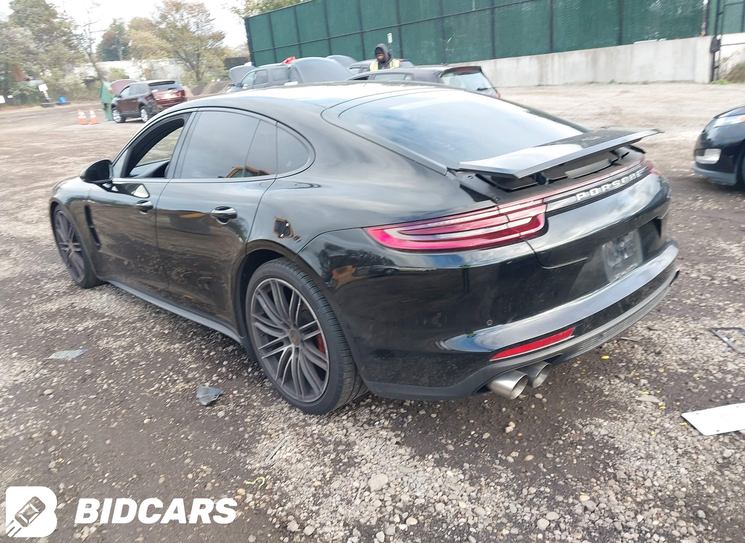 2019 Porsche Panamera, 4