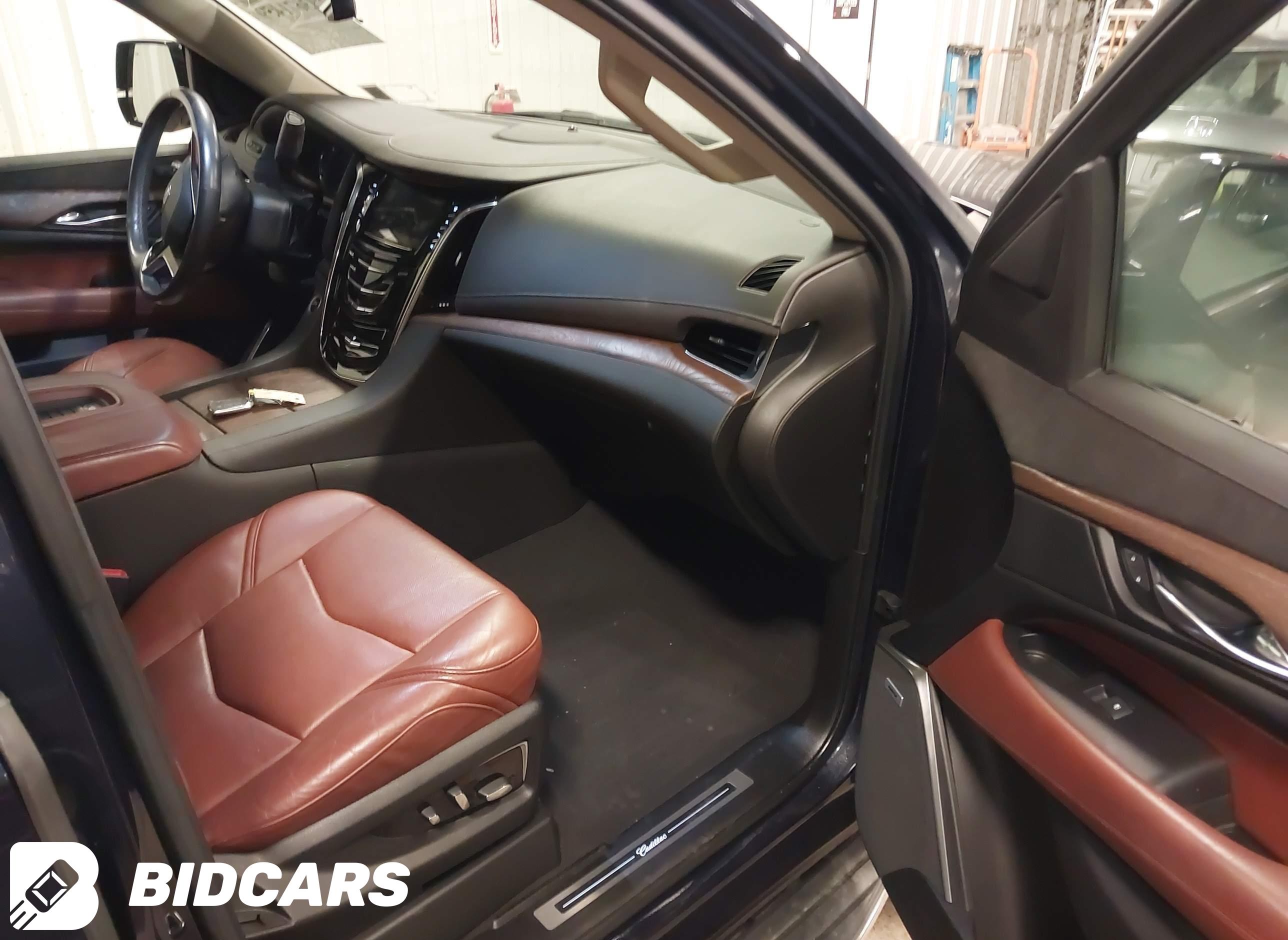 2019 Cadillac Escalade, Esv L...