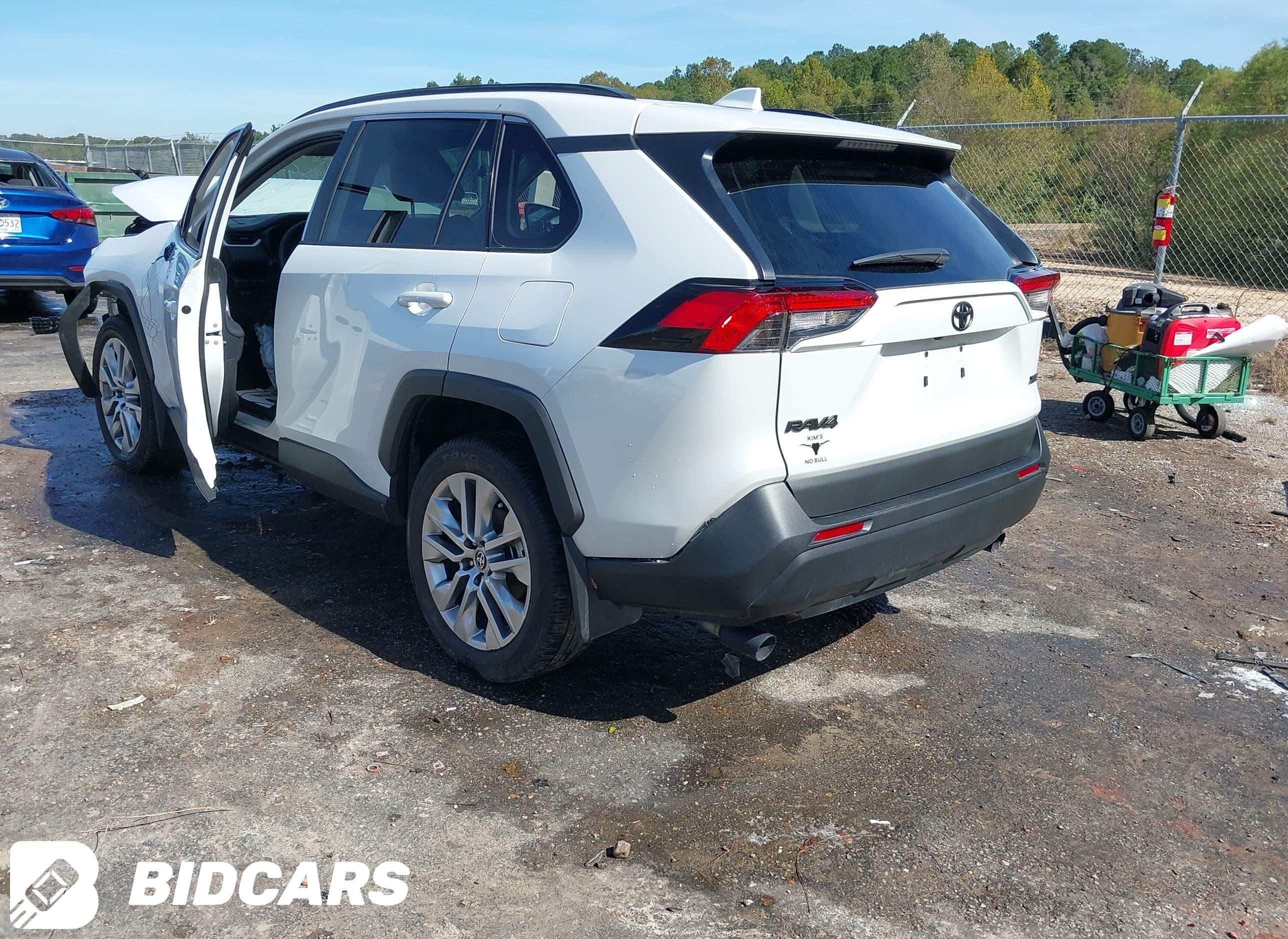 2024 Toyota RAV4, Xle Premium