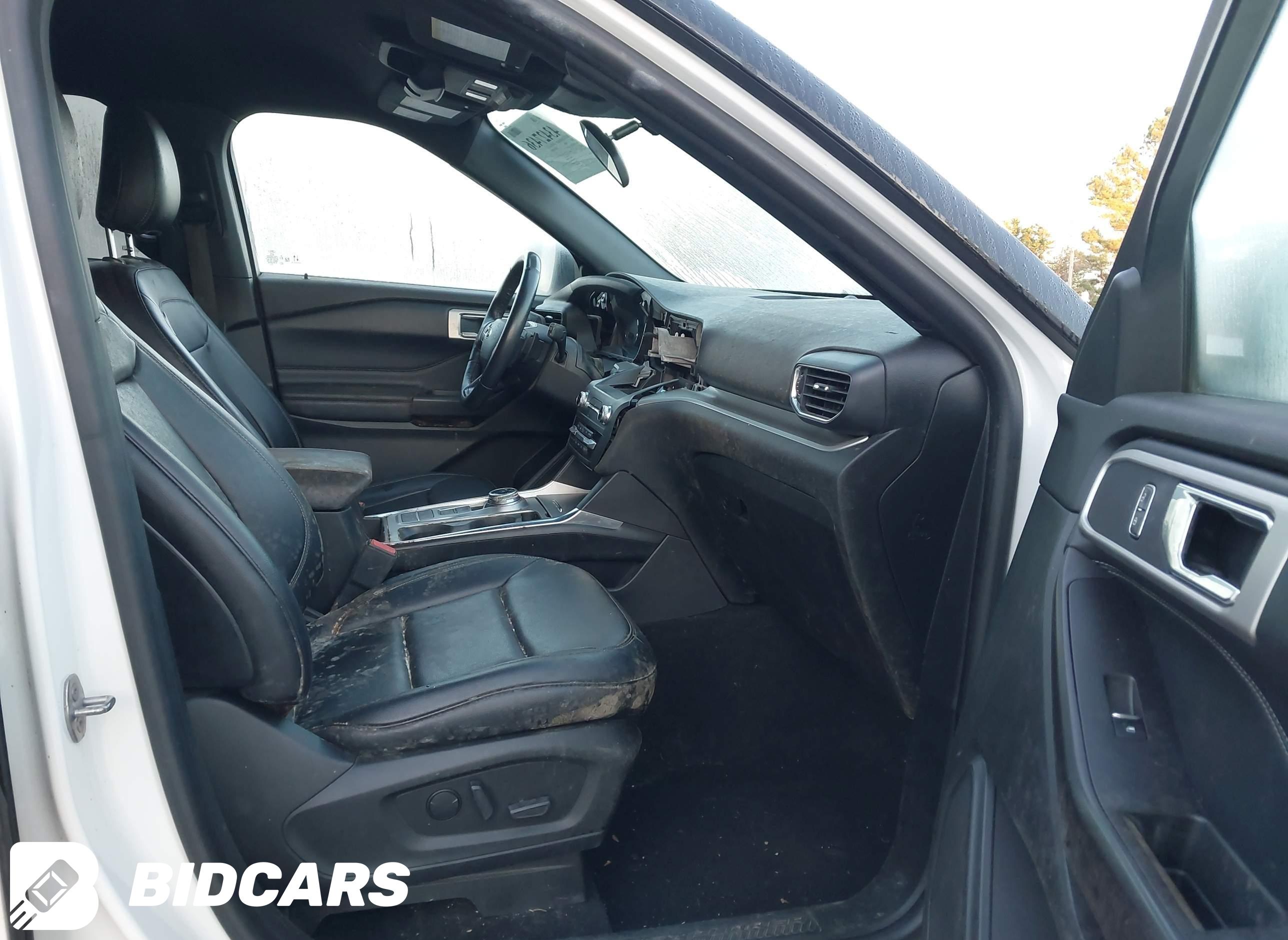 2020 Ford Explorer, Xlt