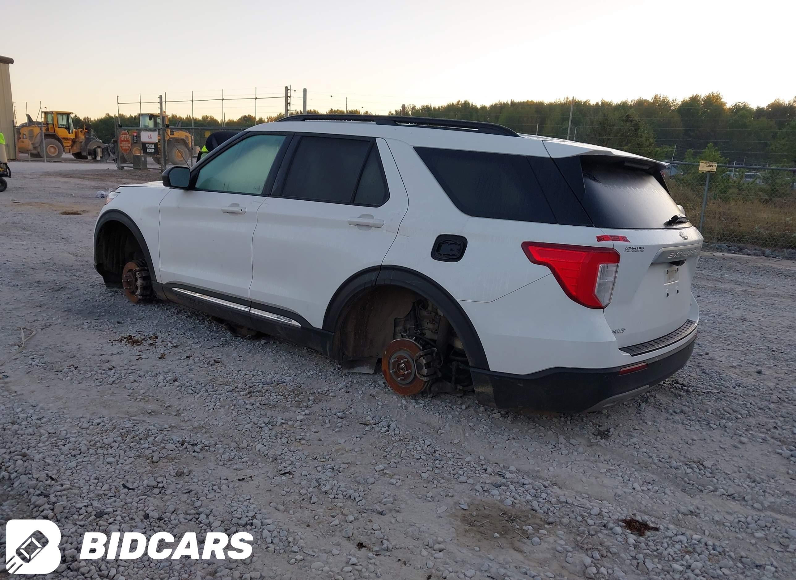 2020 Ford Explorer, Xlt