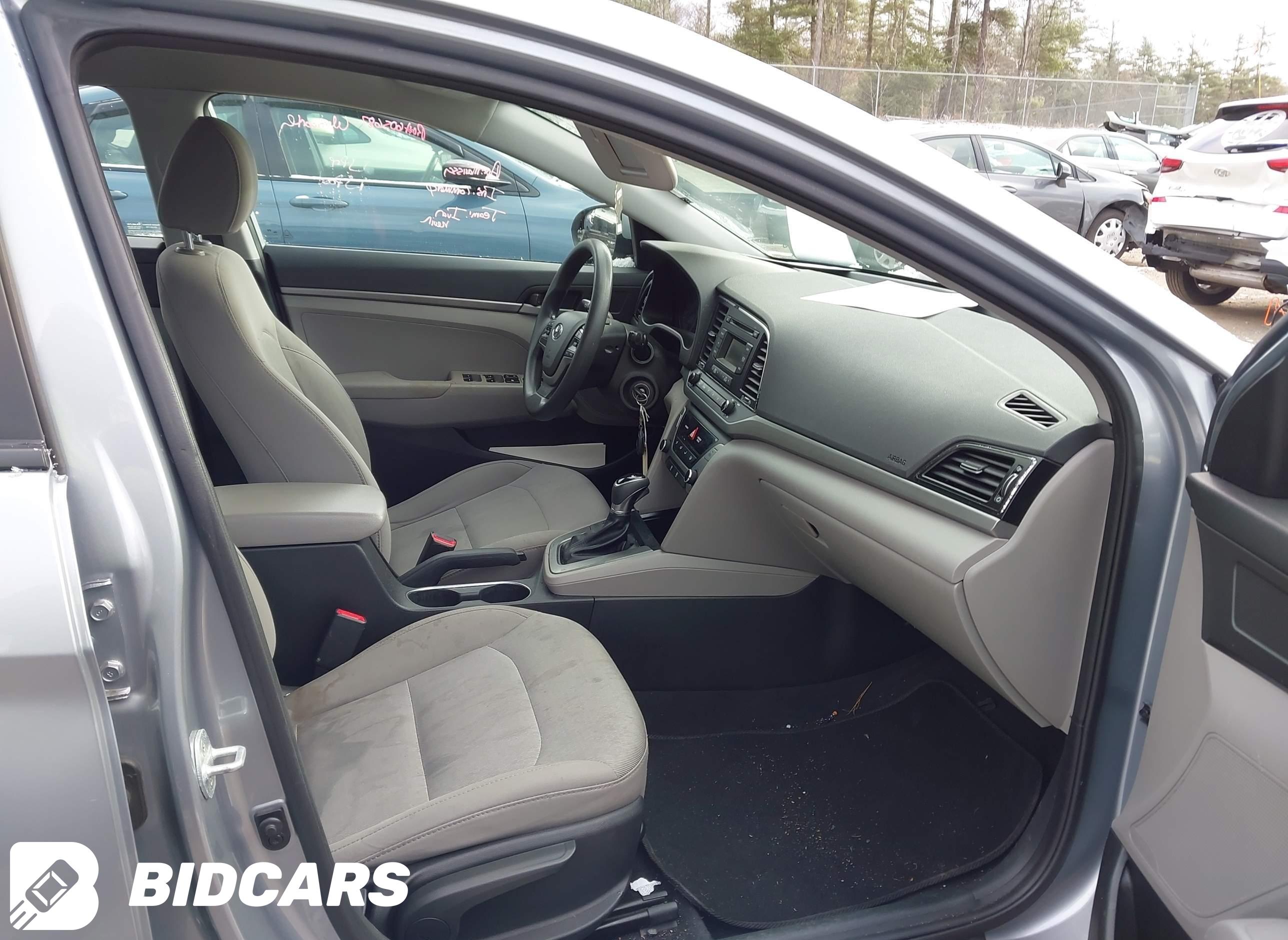 2017 Hyundai Elantra, SE