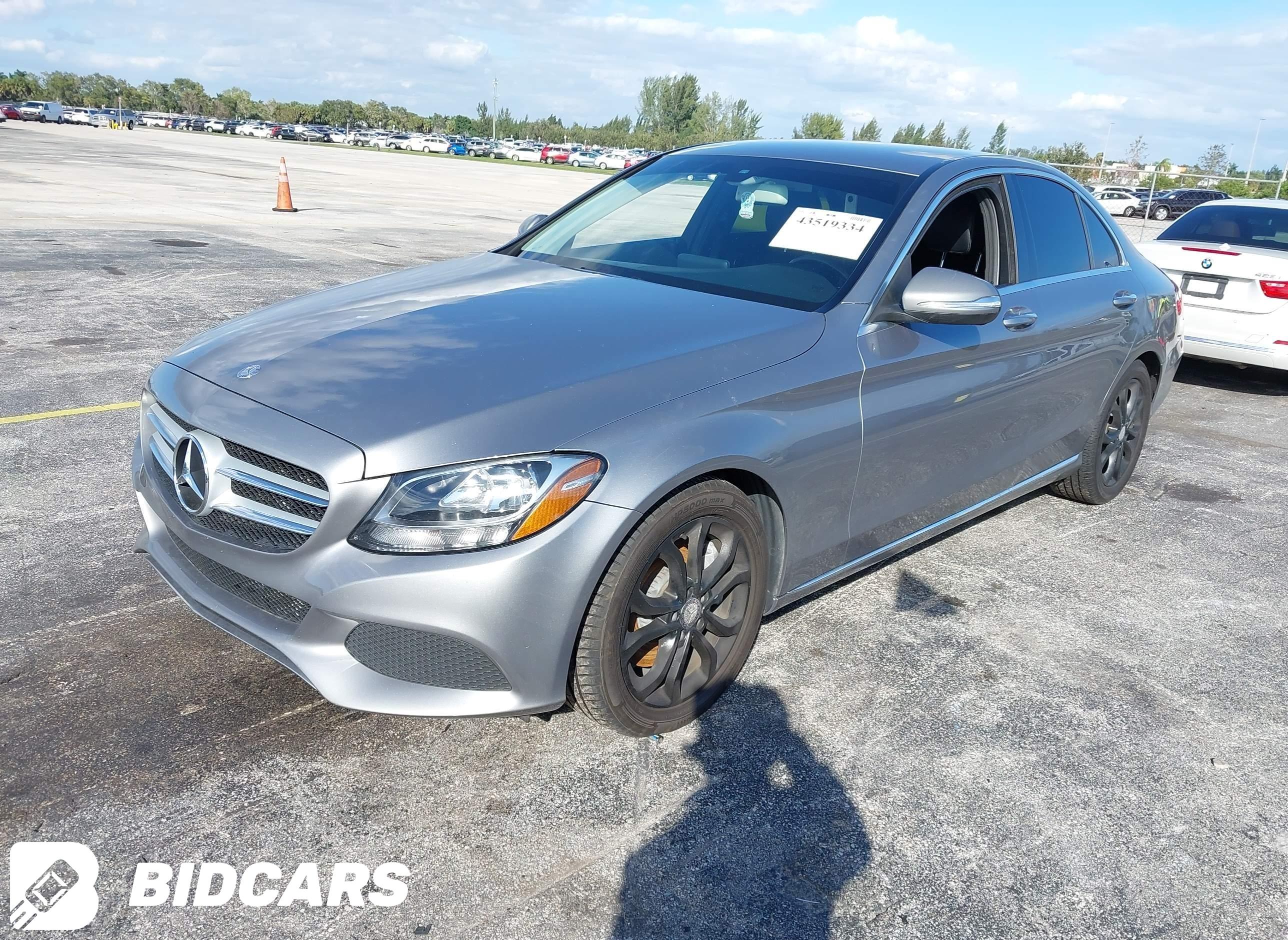 2015 Mercedes-Benz C 300, Lux...