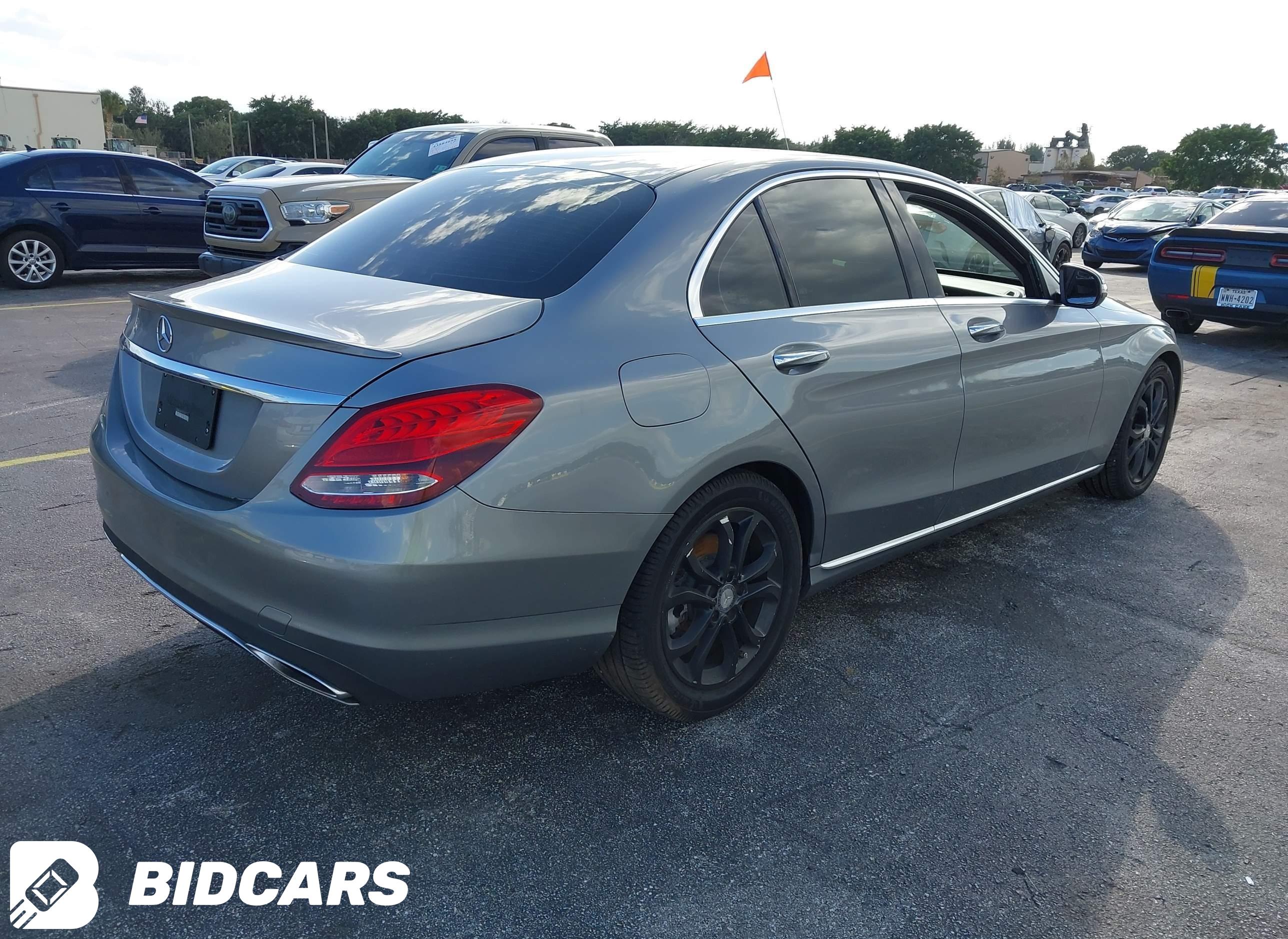 2015 Mercedes-Benz C 300, Lux...