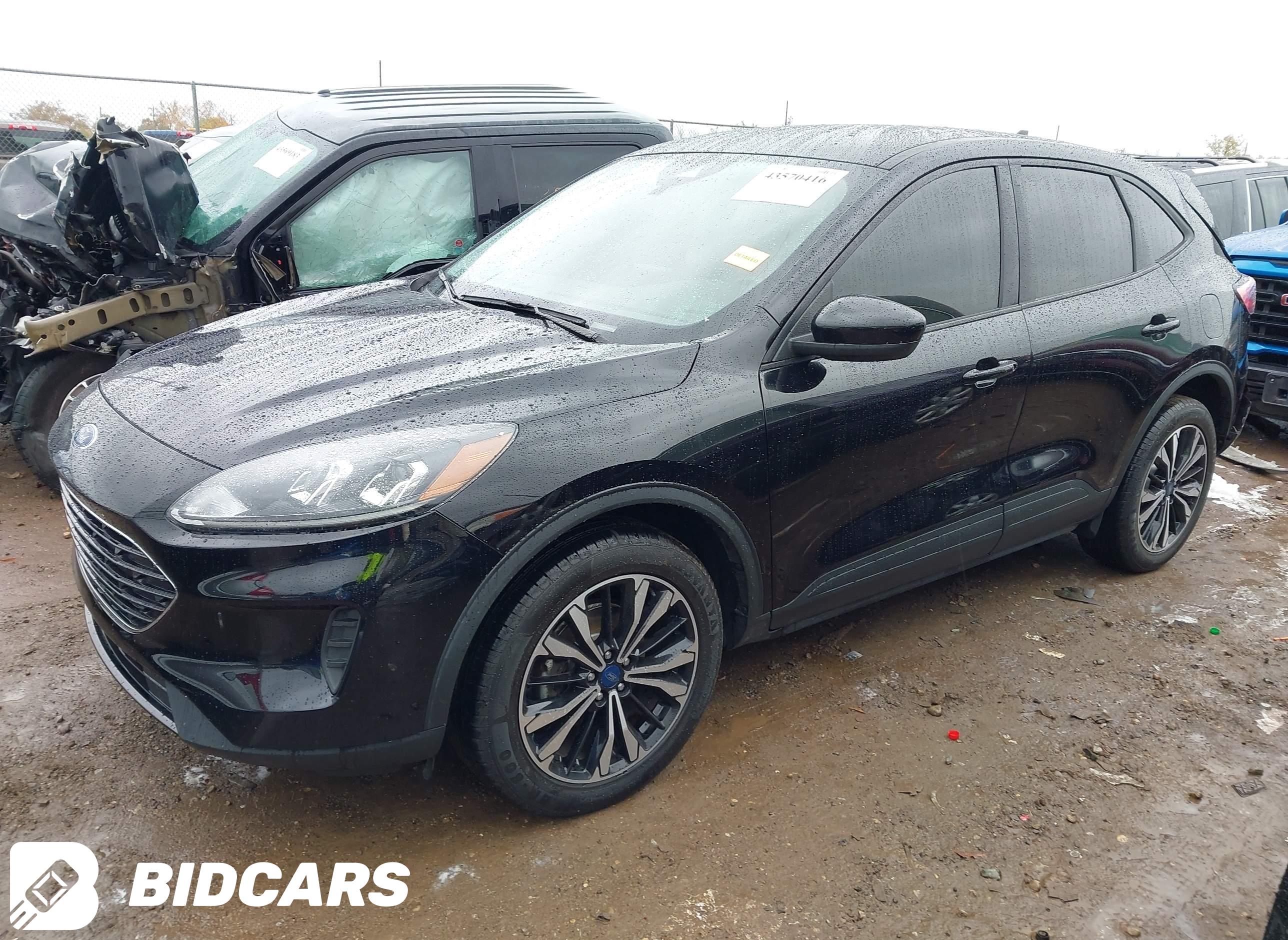 2022 Ford Escape, SE