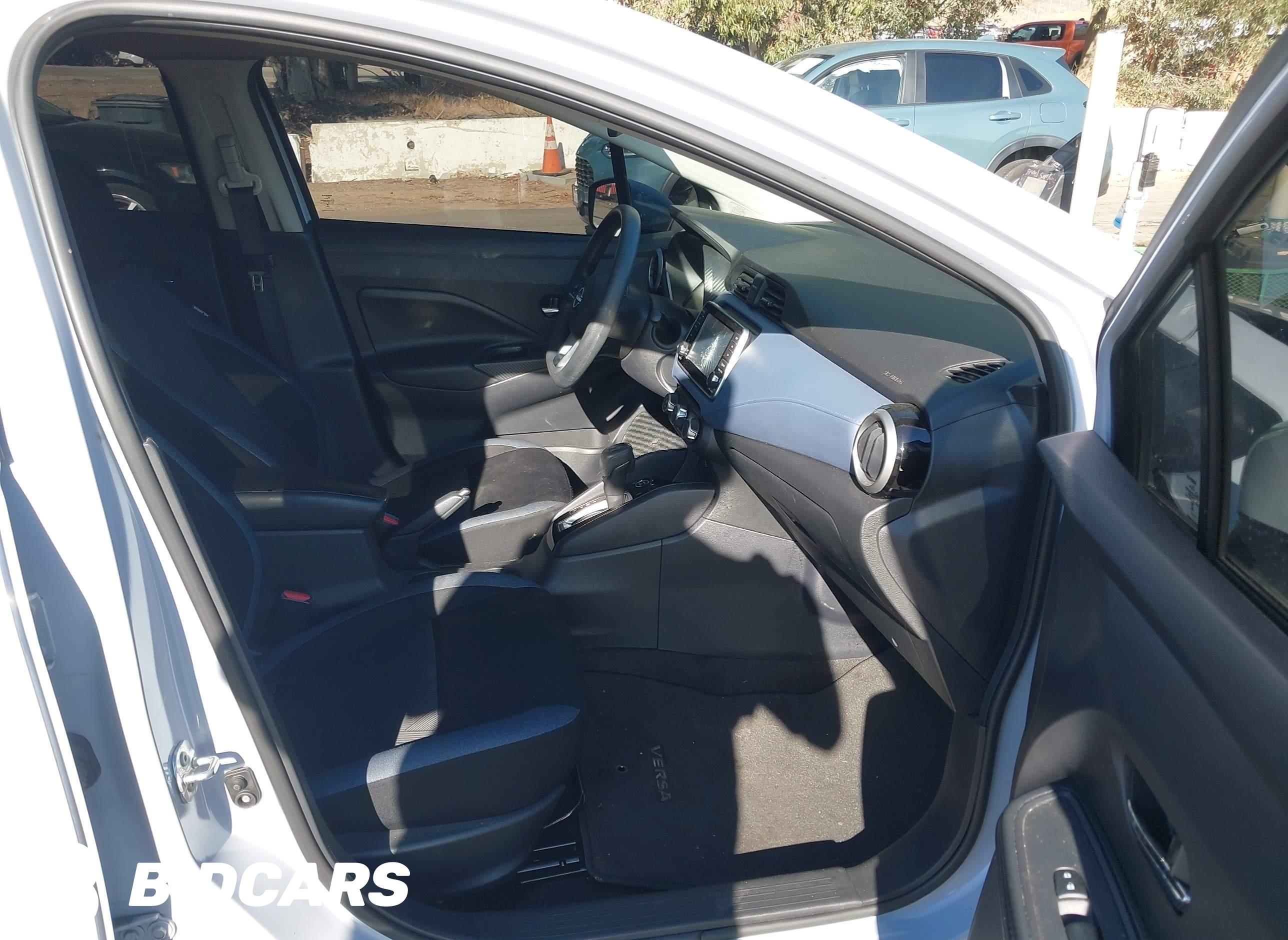 2024 Nissan Versa, 1.6 SV