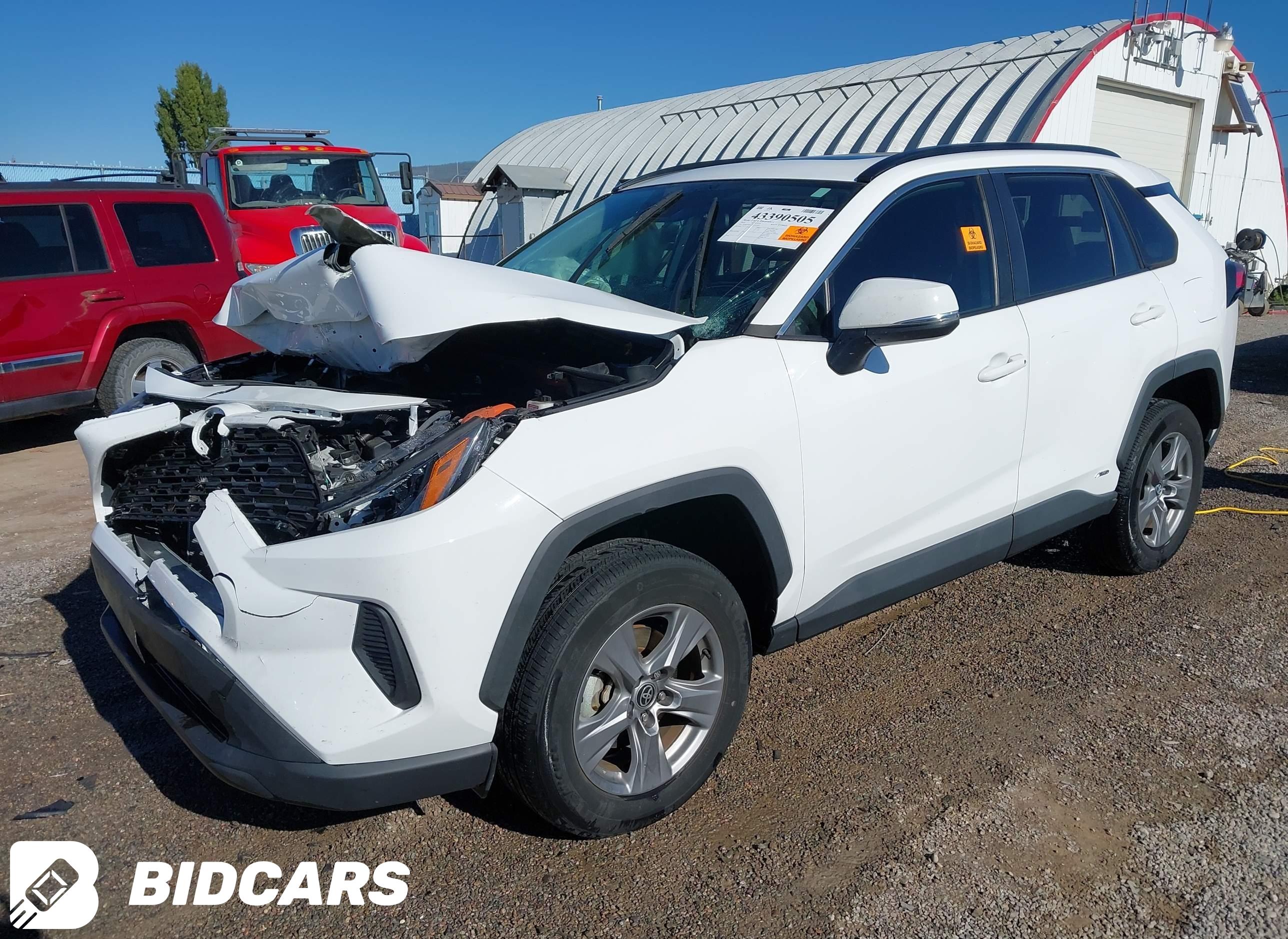 2022 Toyota RAV4, Hybrid Xle