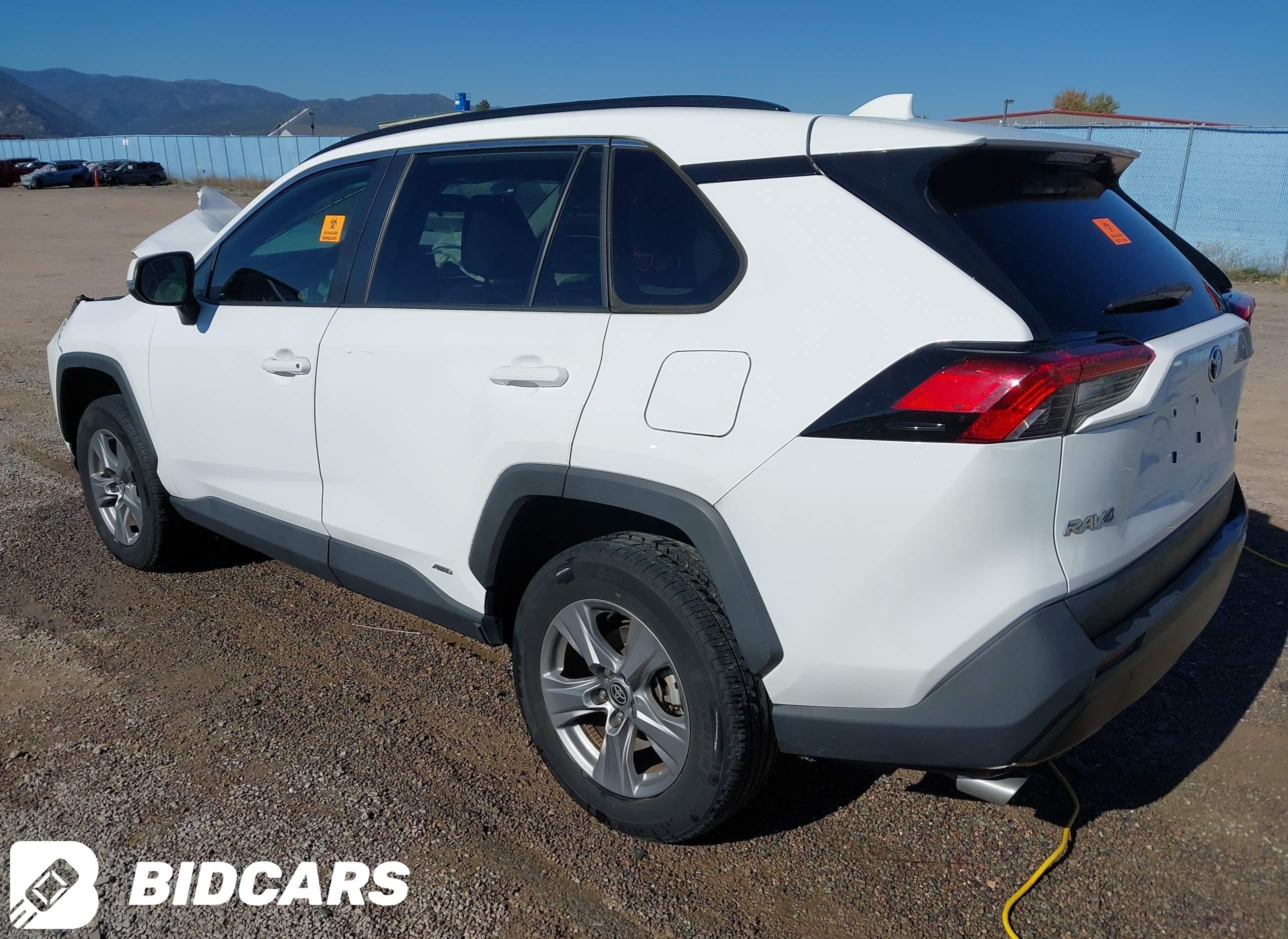 2022 Toyota RAV4, Hybrid Xle