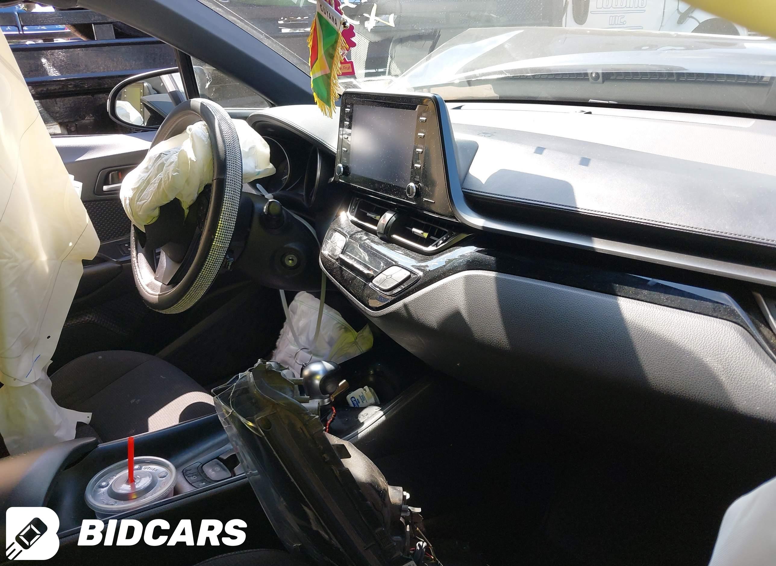 2019 Toyota C-HR, LE