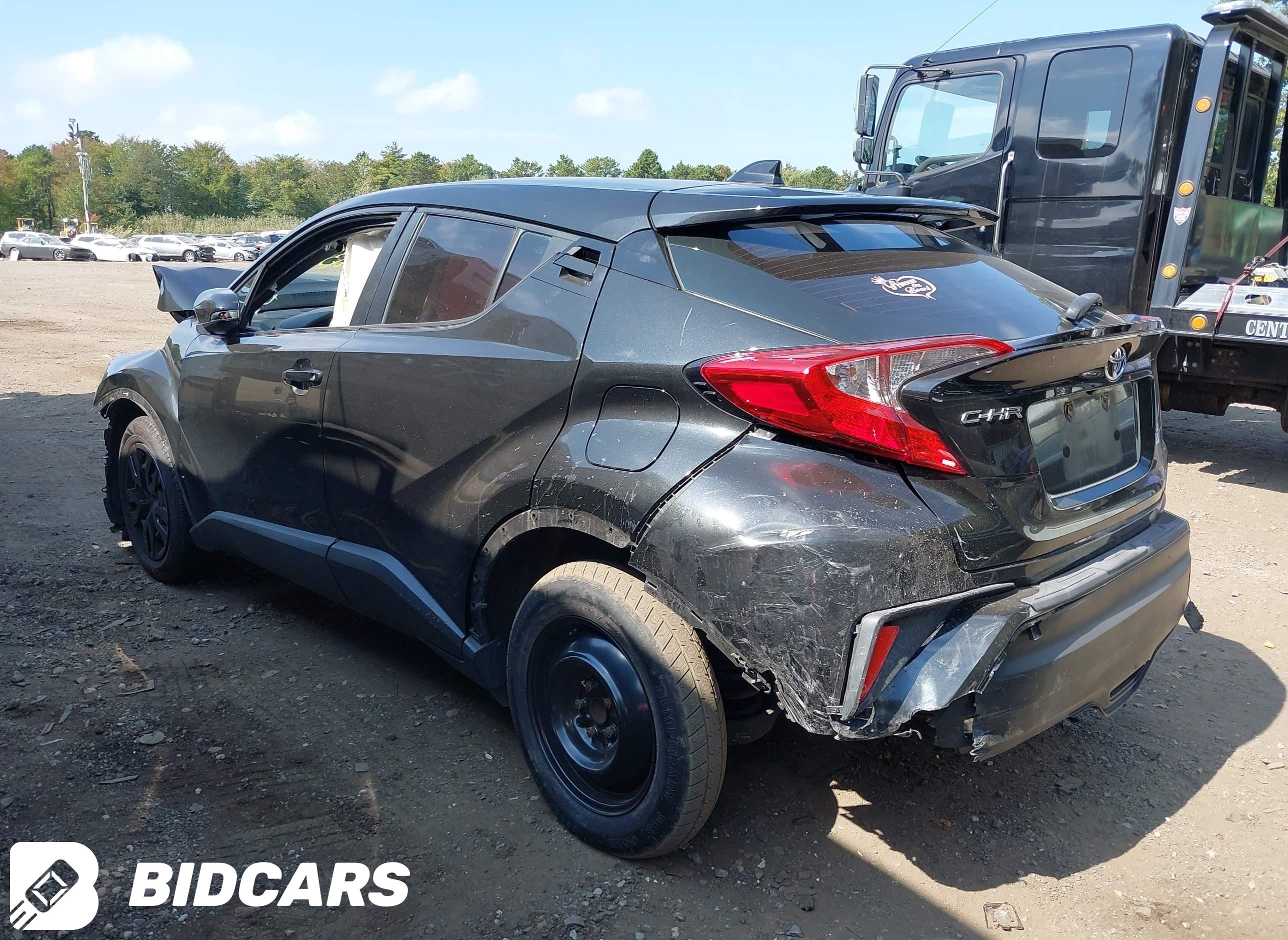 2019 Toyota C-HR, LE