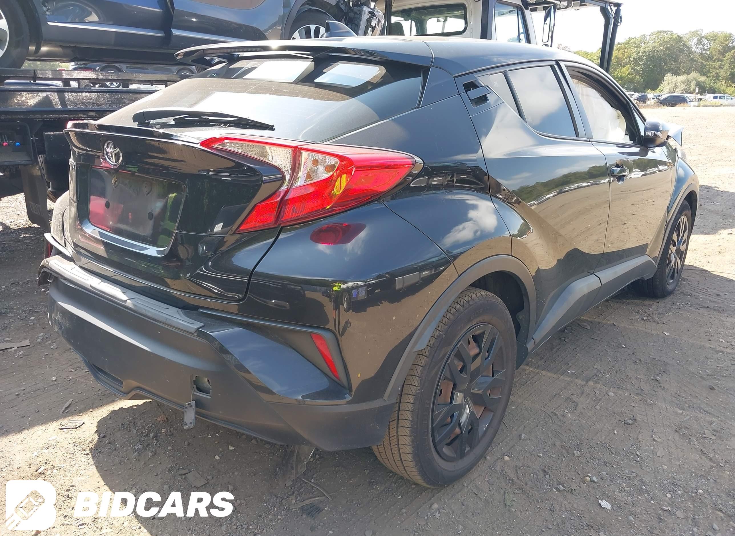 2019 Toyota C-HR, LE