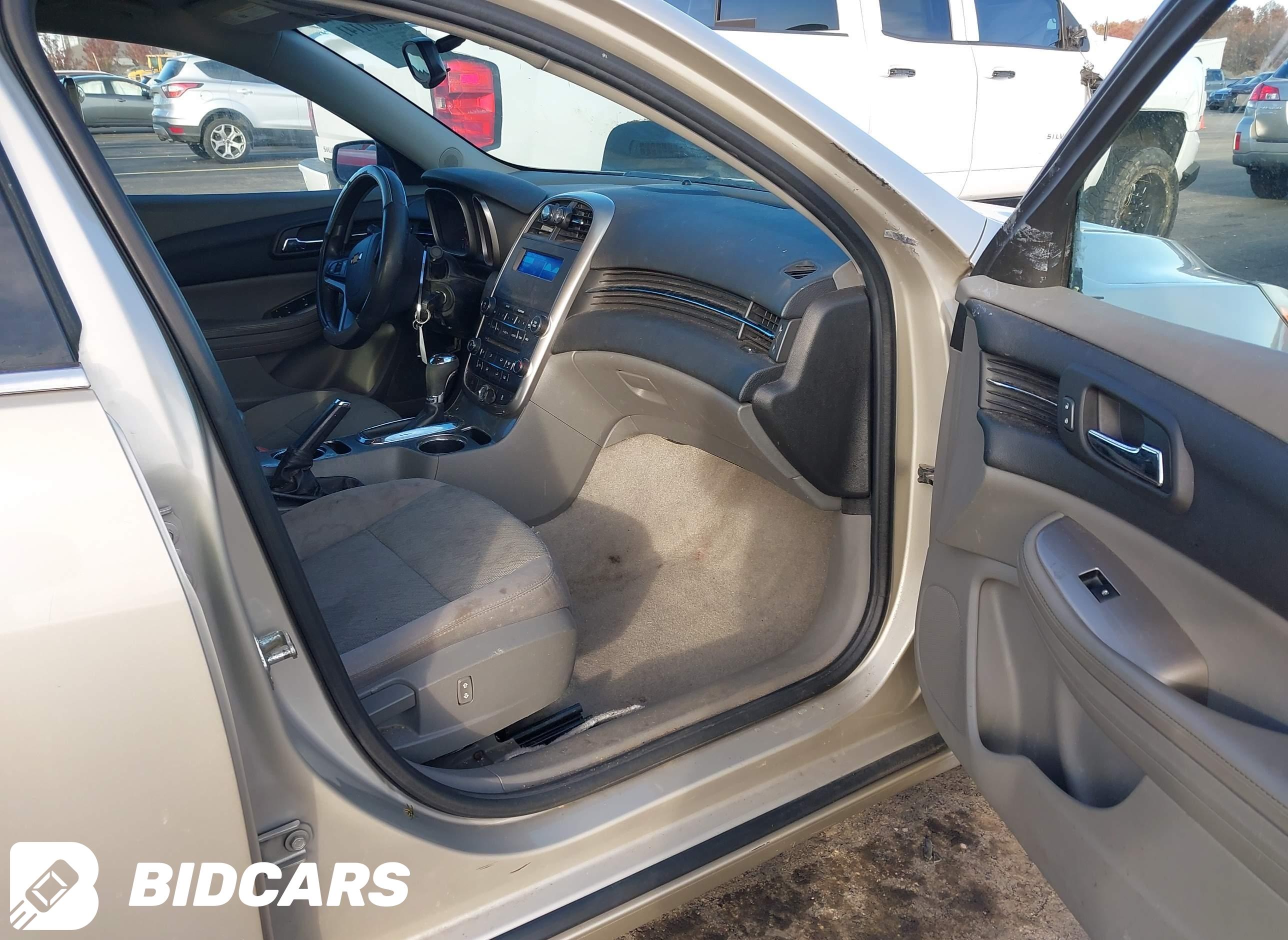 2015 Chevrolet Malibu, 1FL