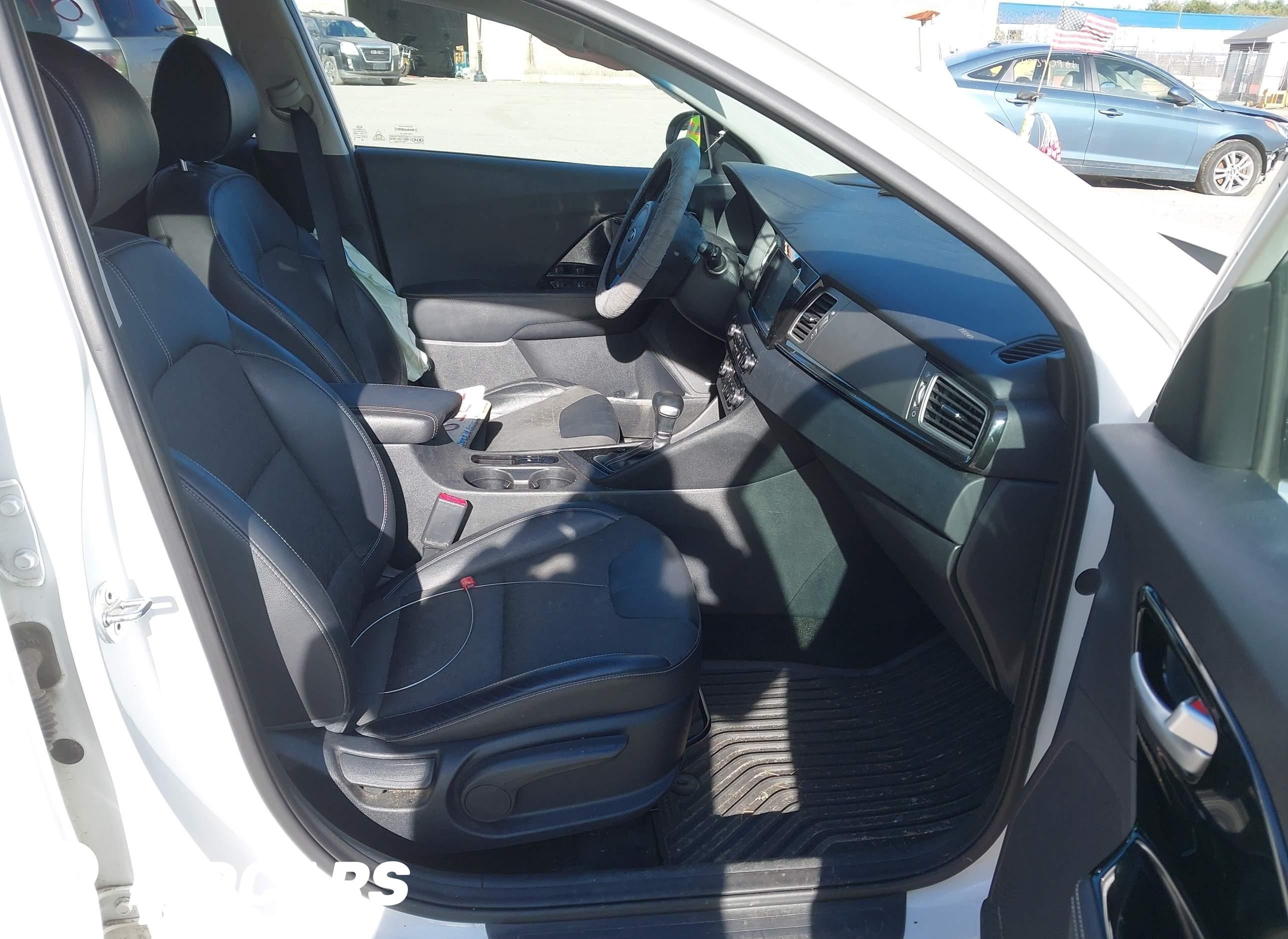 2019 KIA Niro, S Touring