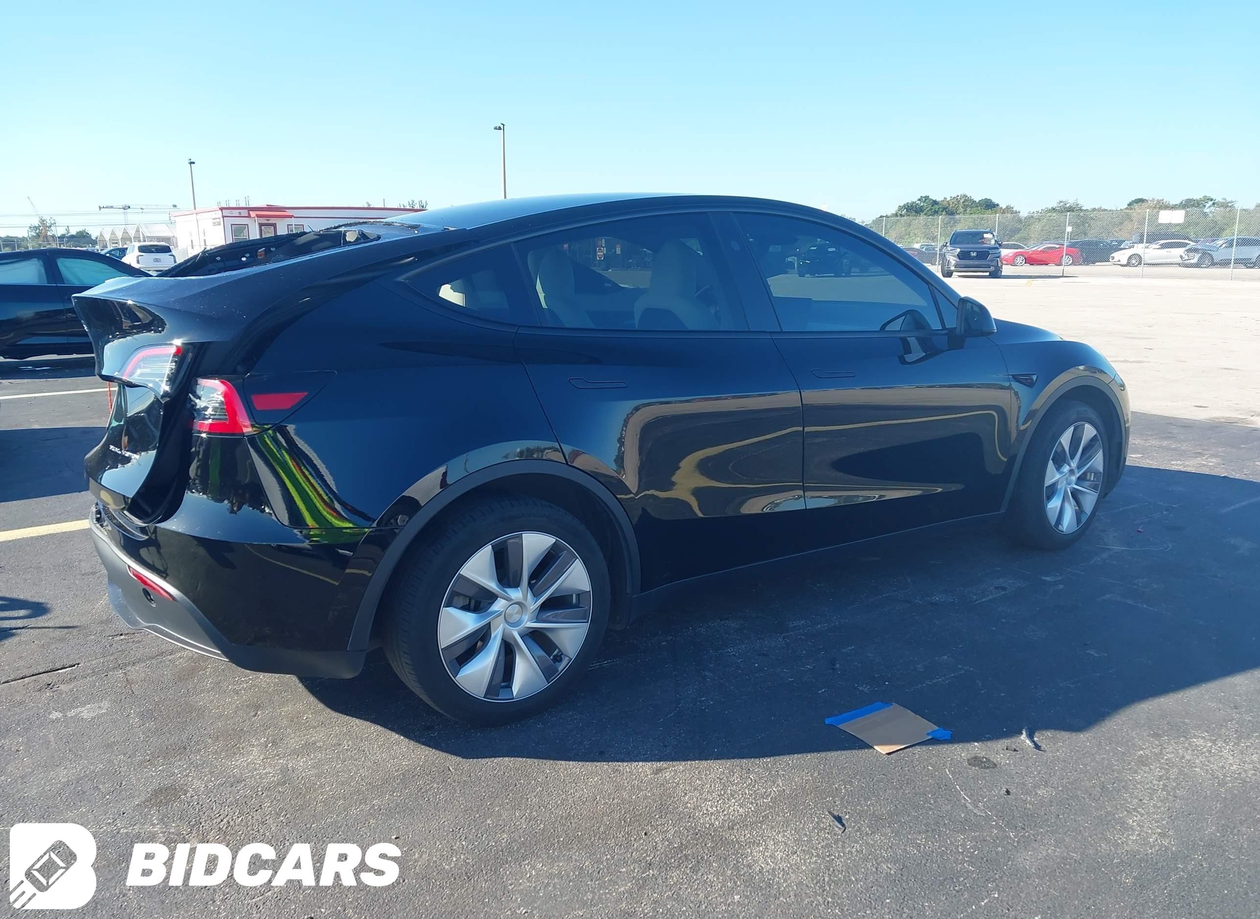 2024 Tesla Model Y, Long Rang...