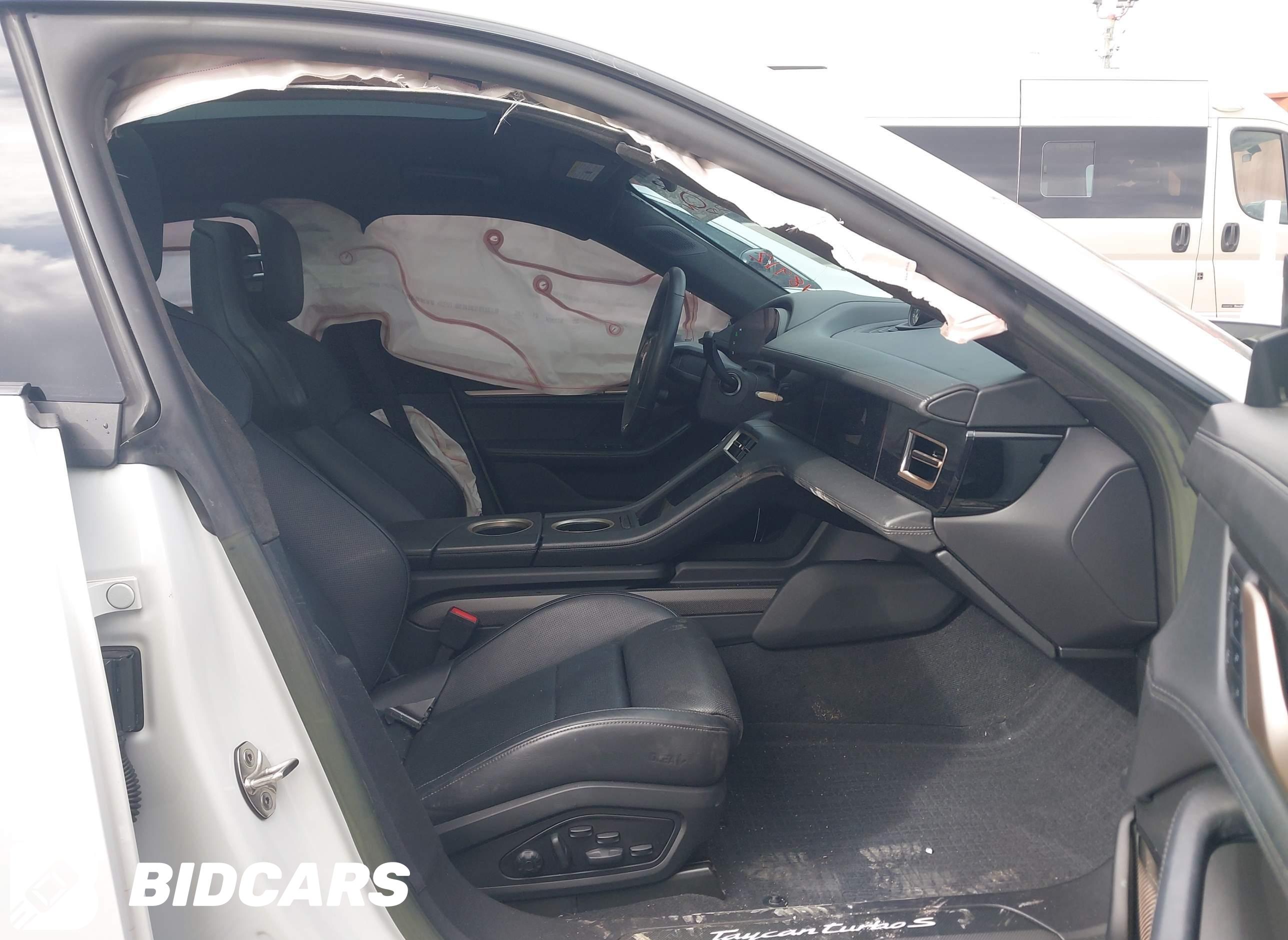 2022 Porsche Taycan, Turbo/Tu...