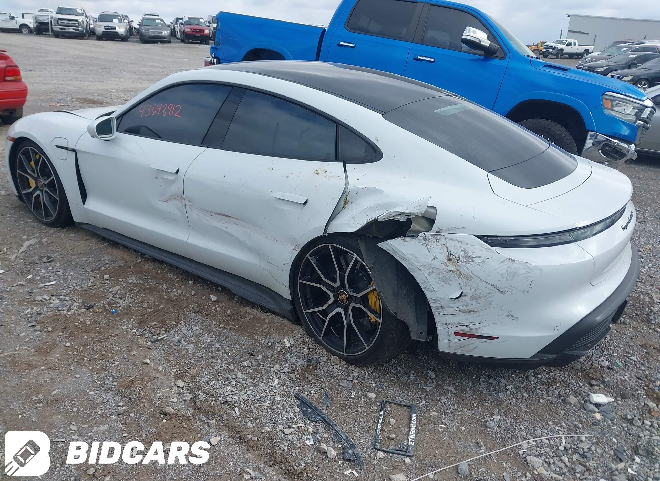 2022 Porsche Taycan, Turbo/Tu...