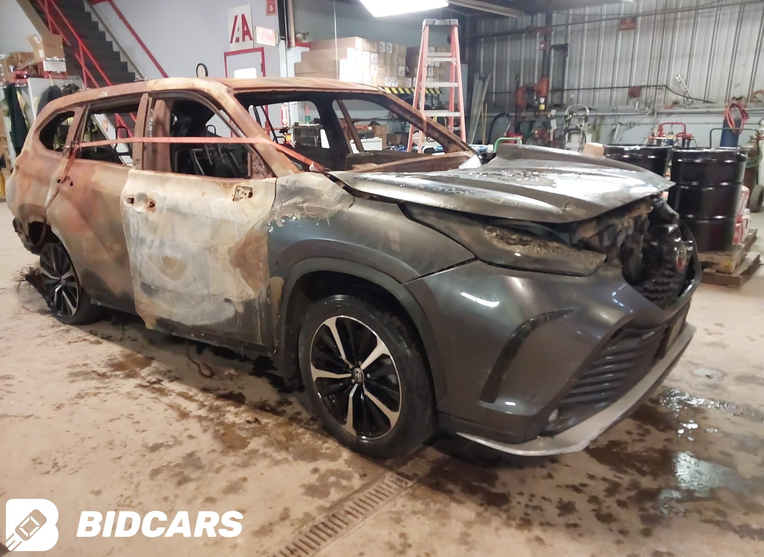 2022 Toyota Highlander, Xse