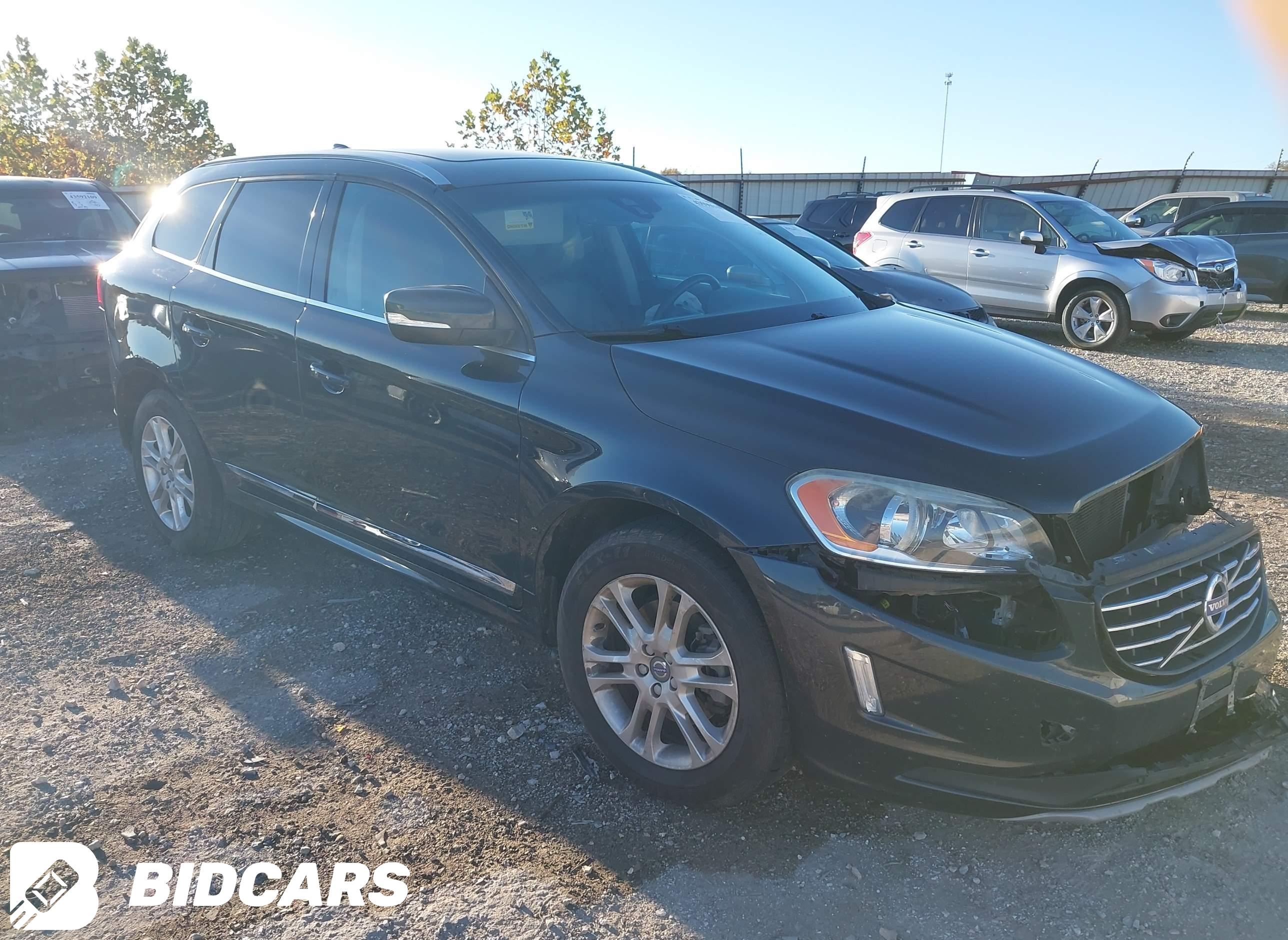 2016 Volvo XC60, T5 Drive-E P...