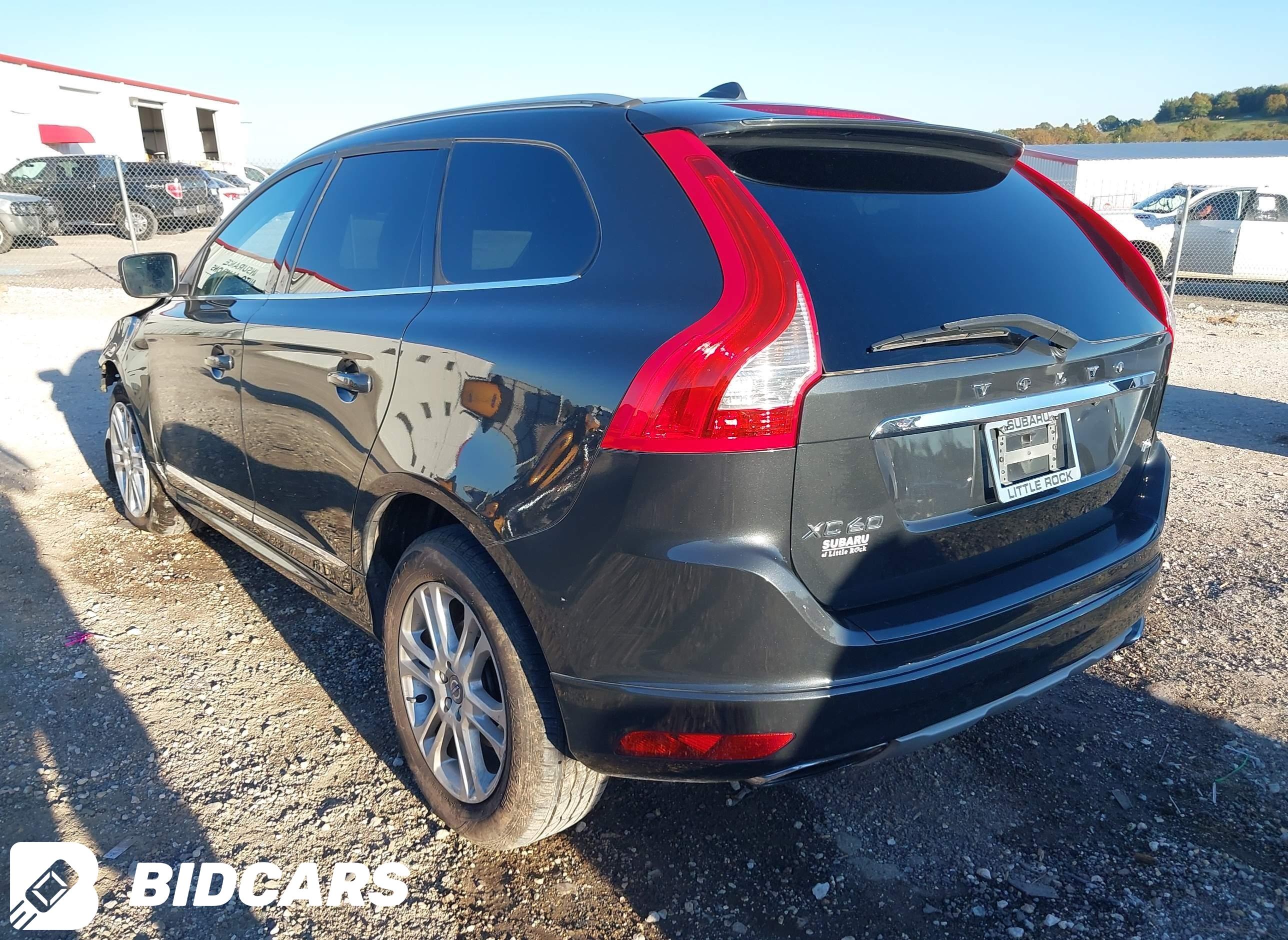 2016 Volvo XC60, T5 Drive-E P...
