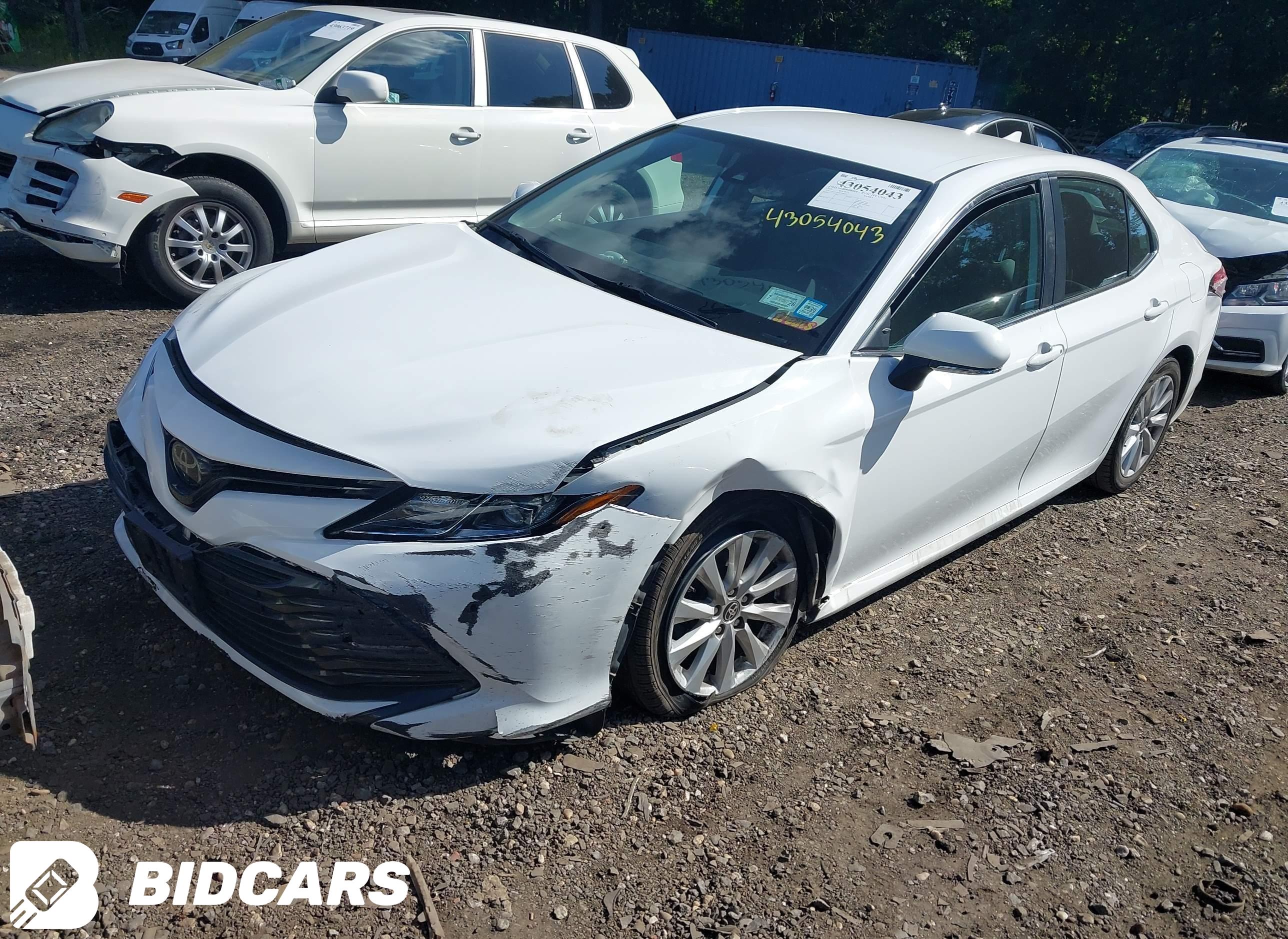 2020 Toyota Camry, LE