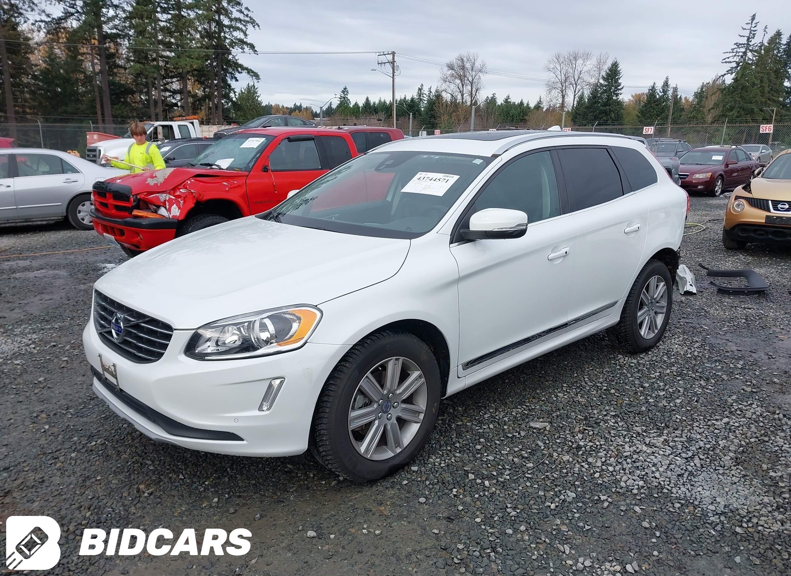 2016 Volvo XC60, T6