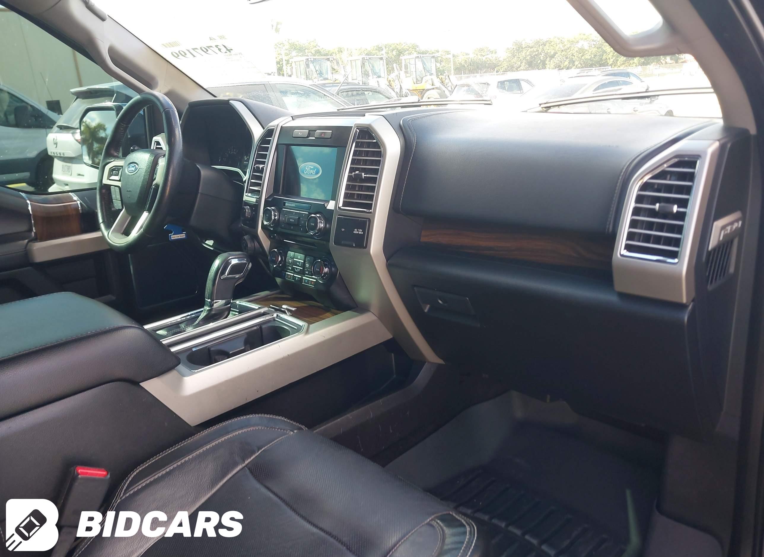 2016 Ford F-150, Lariat