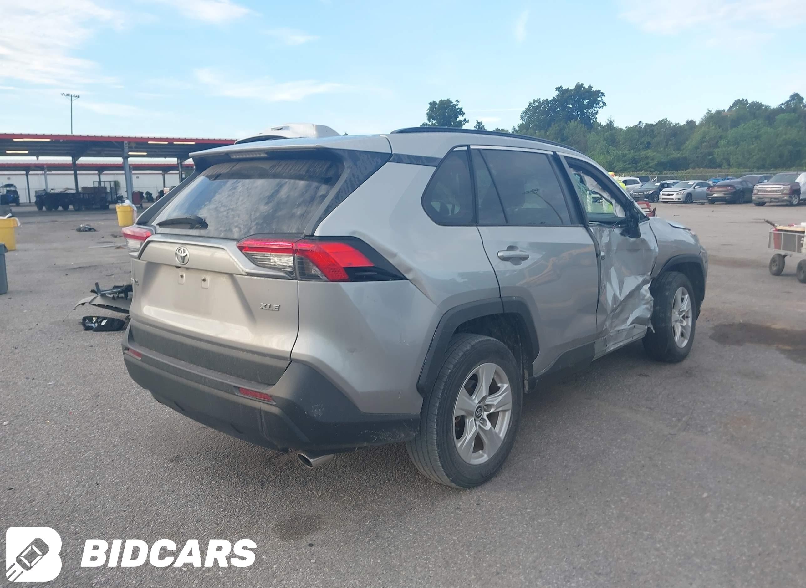 2021 Toyota RAV4, Xle