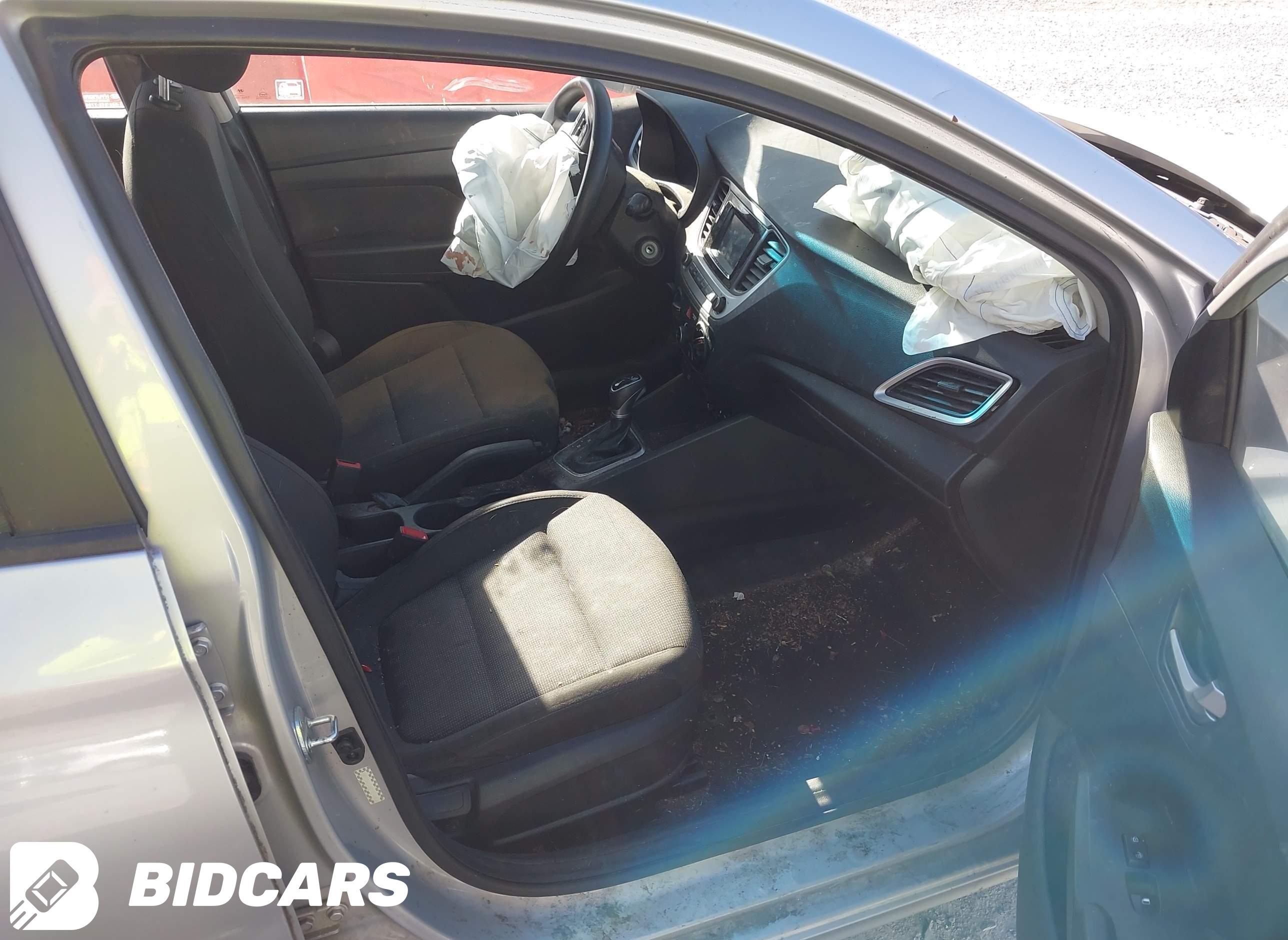 2021 Hyundai Accent, SE