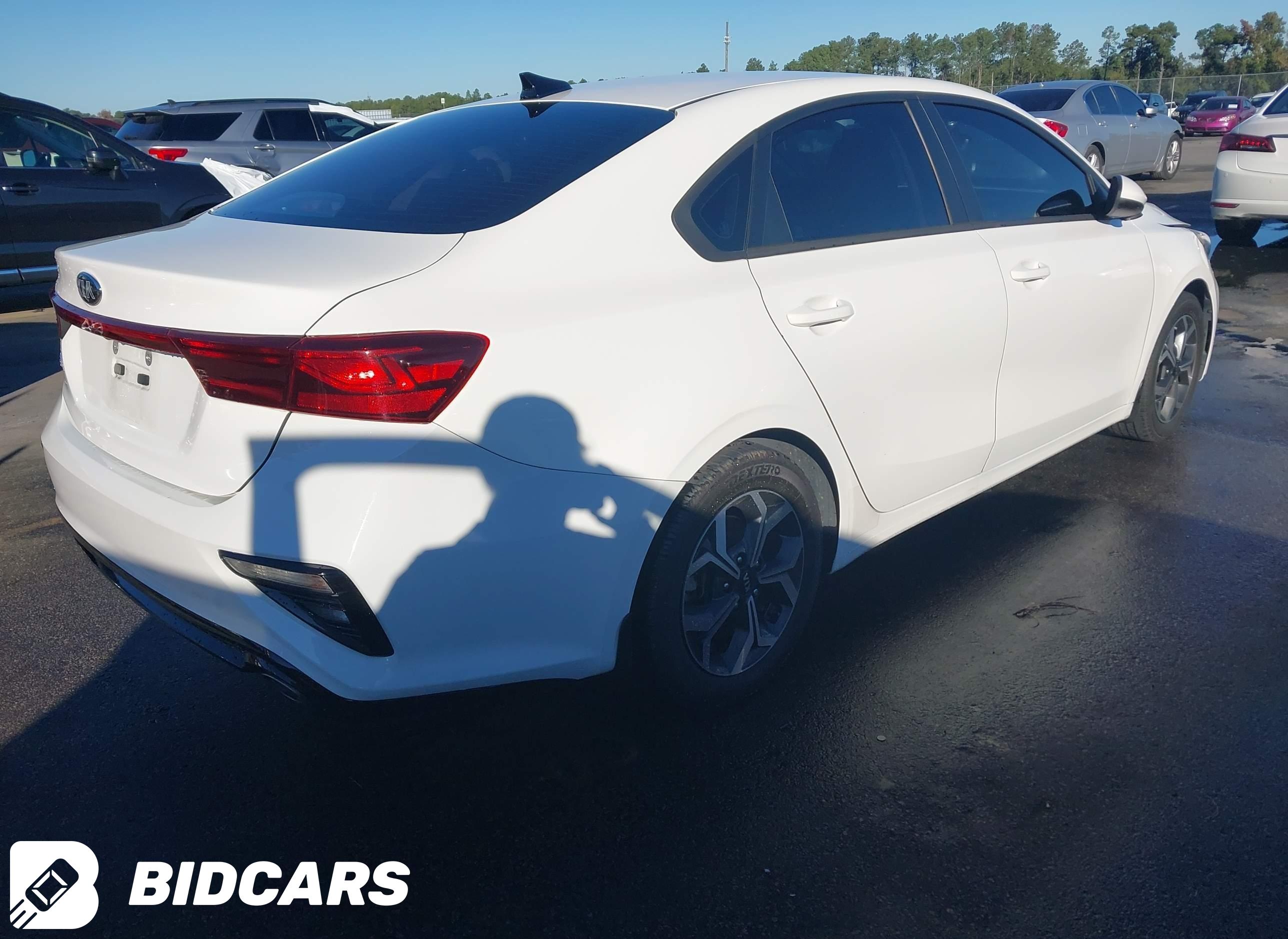 2021 KIA Forte, Lxs