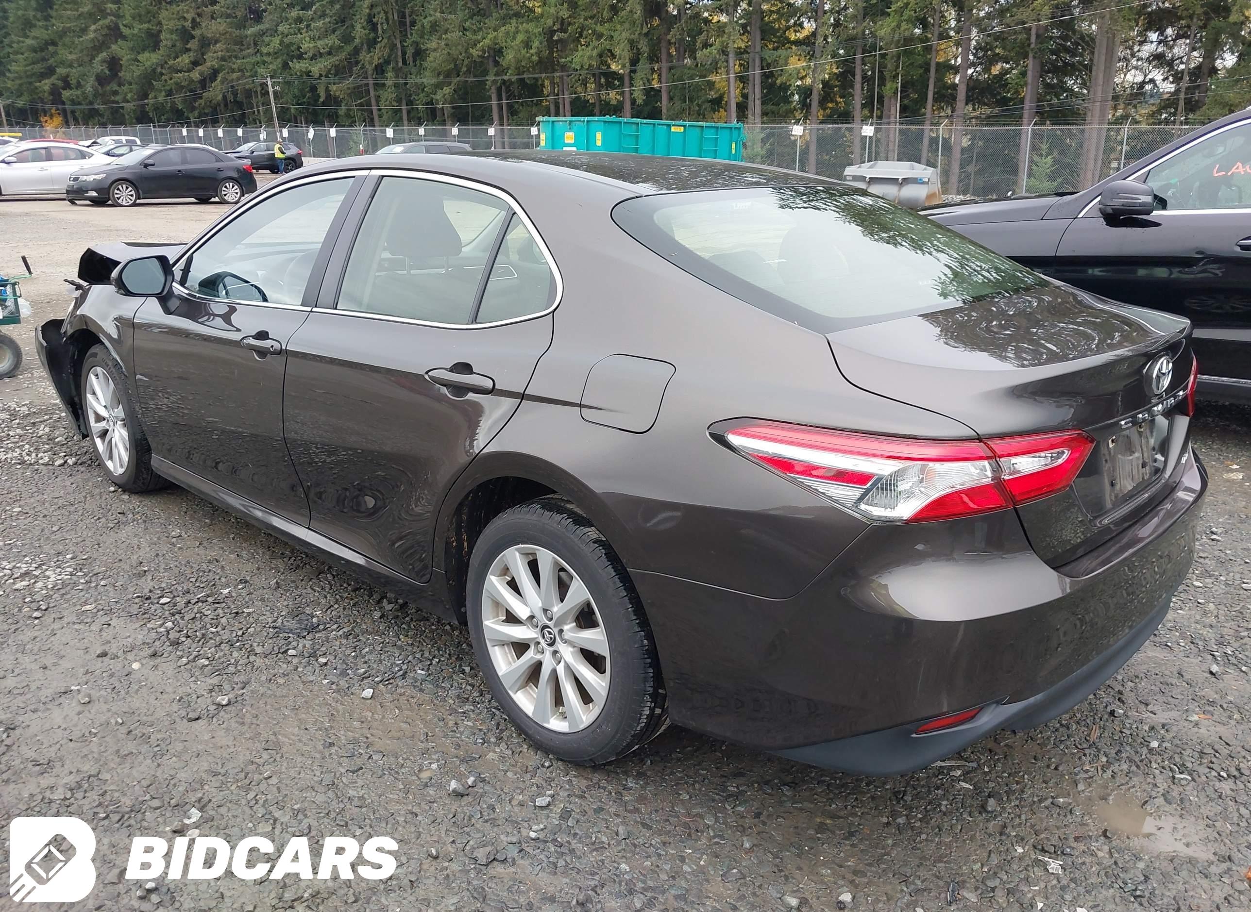 2018 Toyota Camry, LE