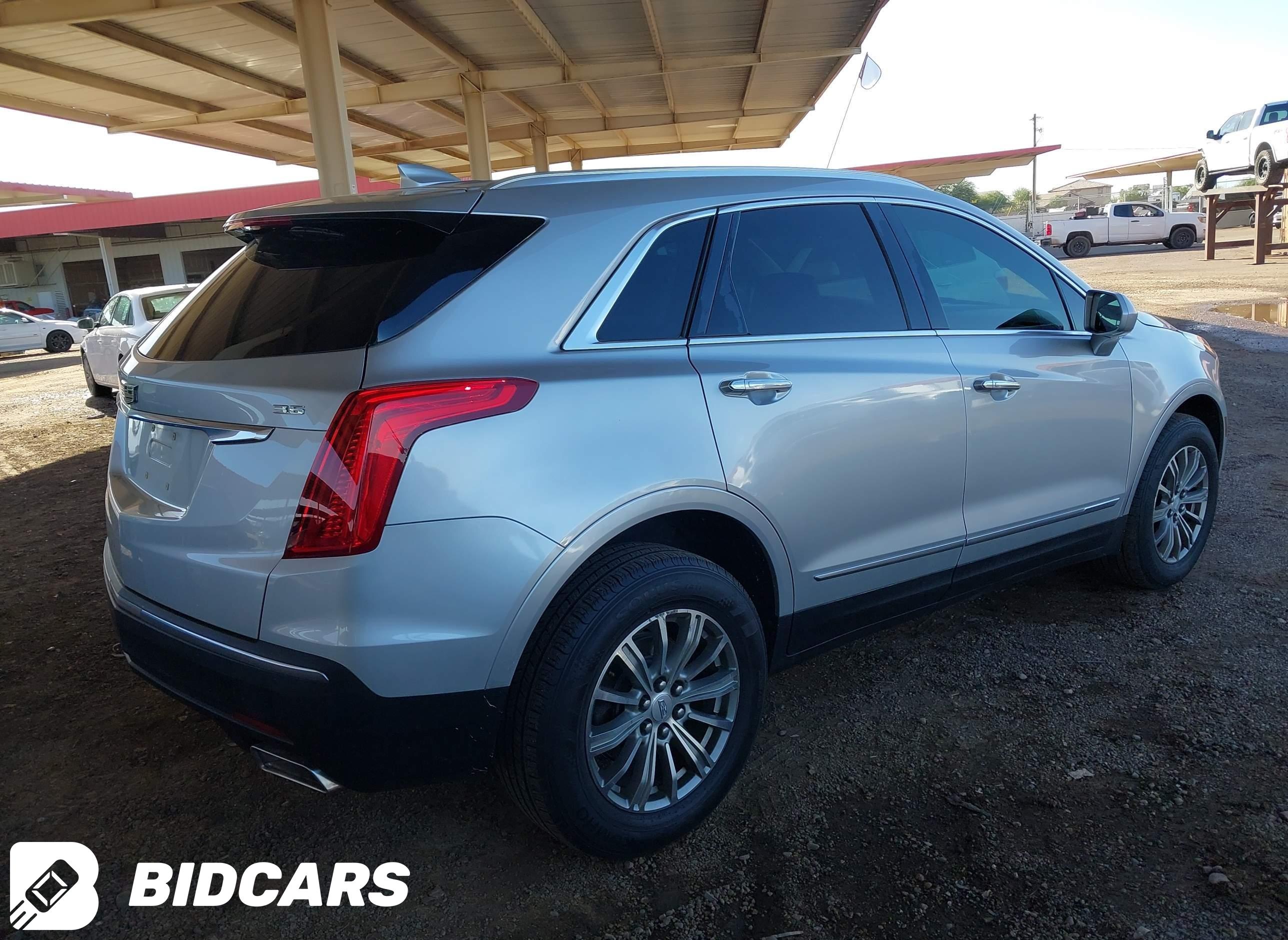 2017 Cadillac XT5, Luxury