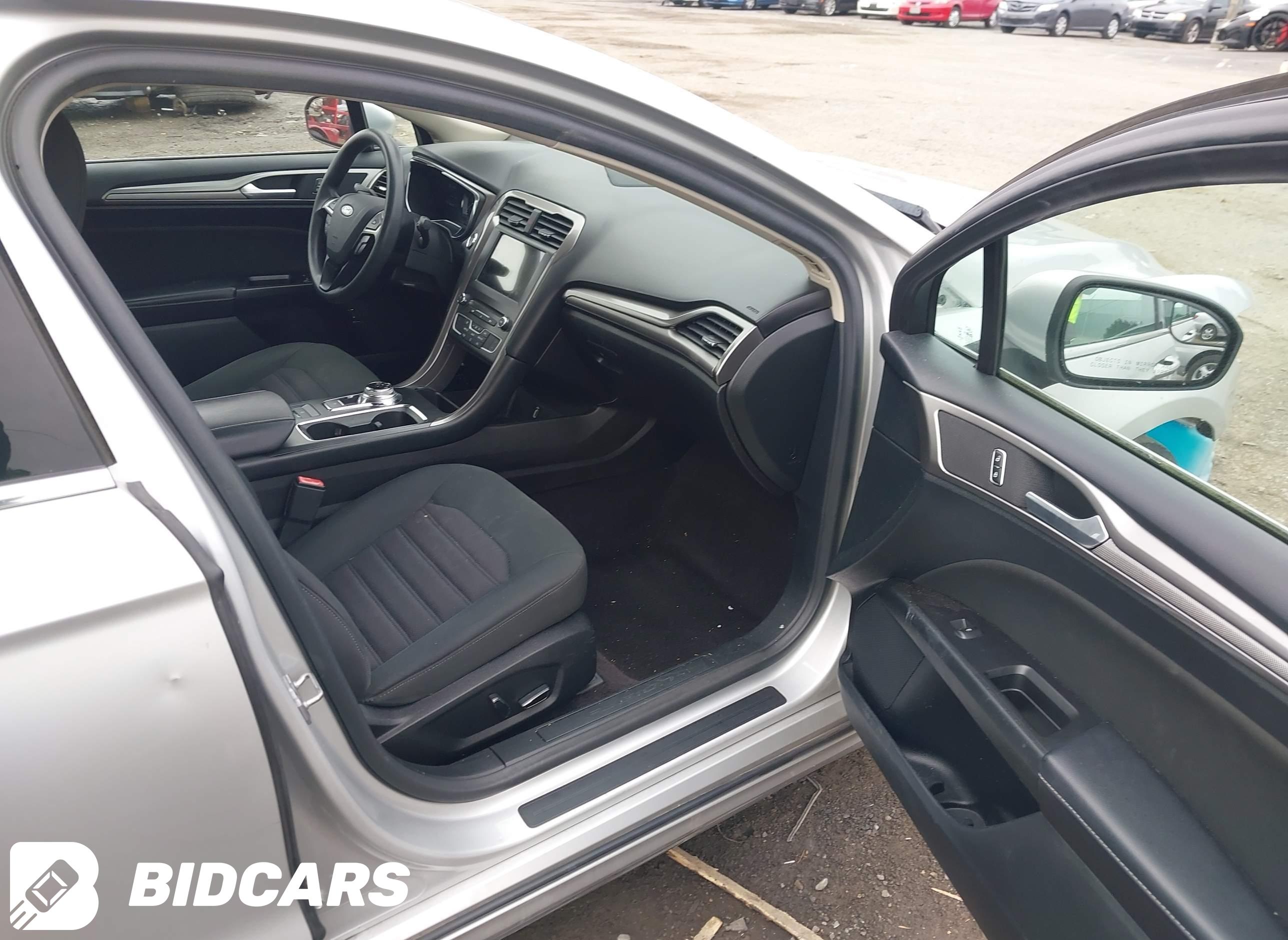 2017 Ford Fusion, Hybrid SE