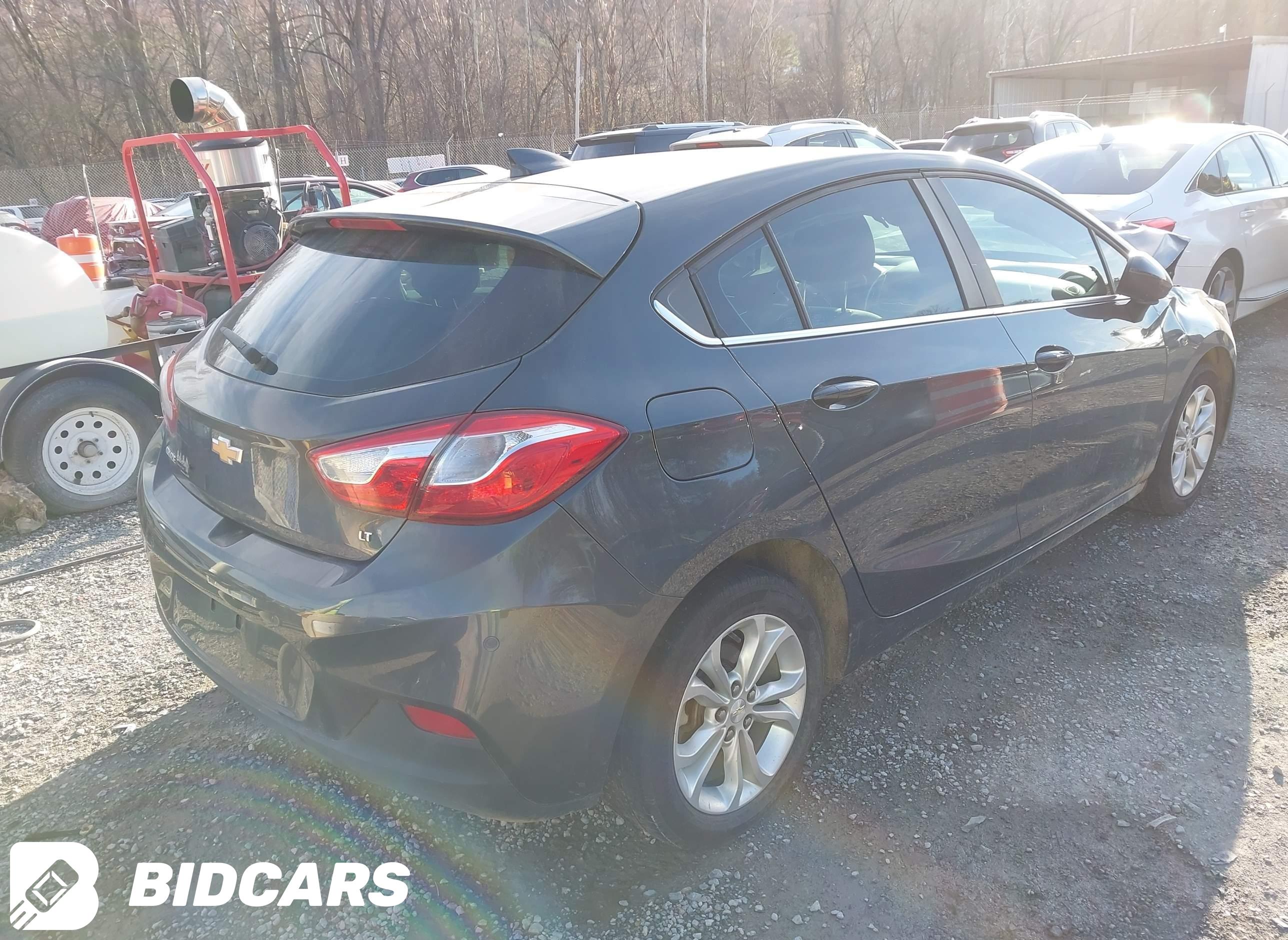 2019 Chevrolet Cruze, LT