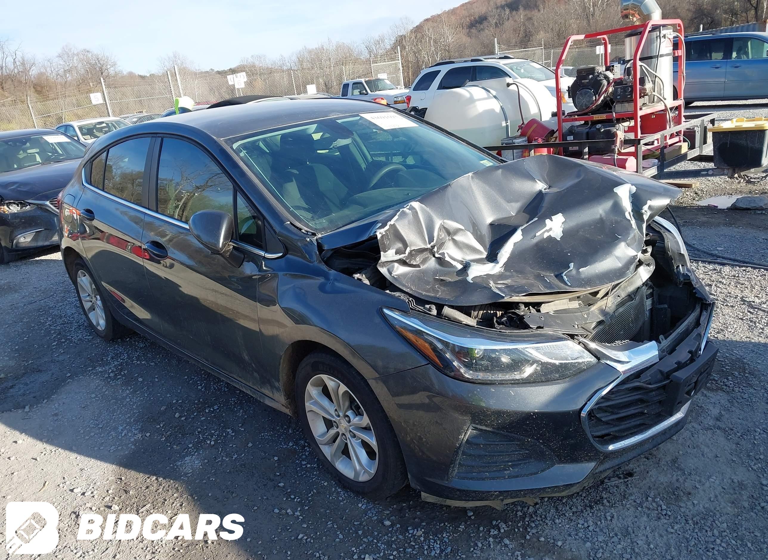 2019 Chevrolet Cruze, LT