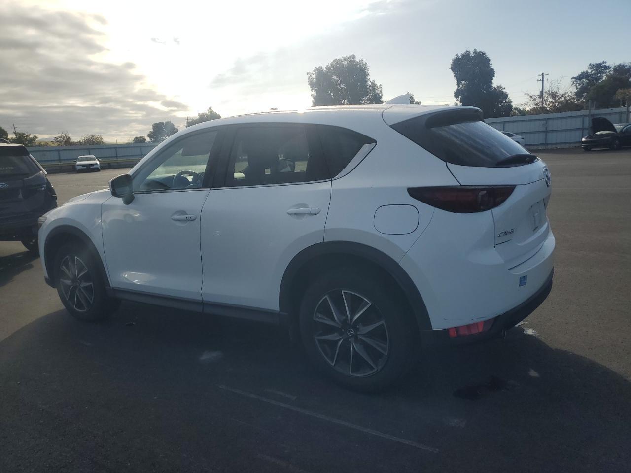 2017 Mazda CX-5, Grand Touring