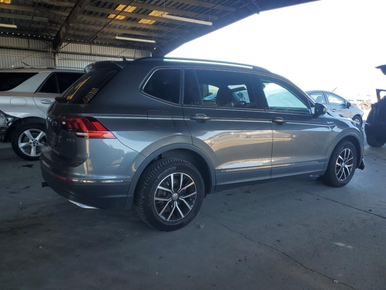 2021 Volkswagen Tiguan, SE