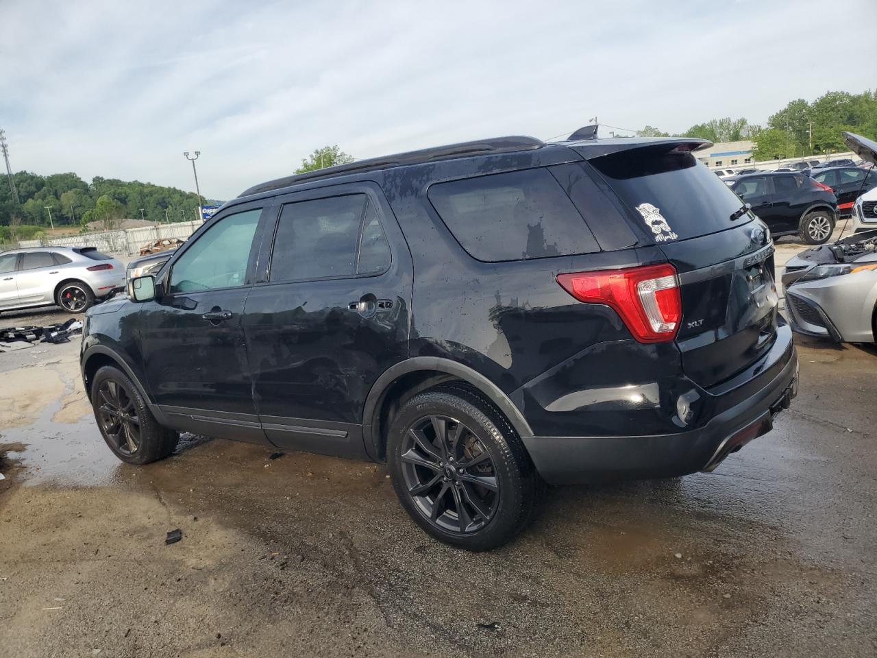 2017 Ford Explorer, Xlt