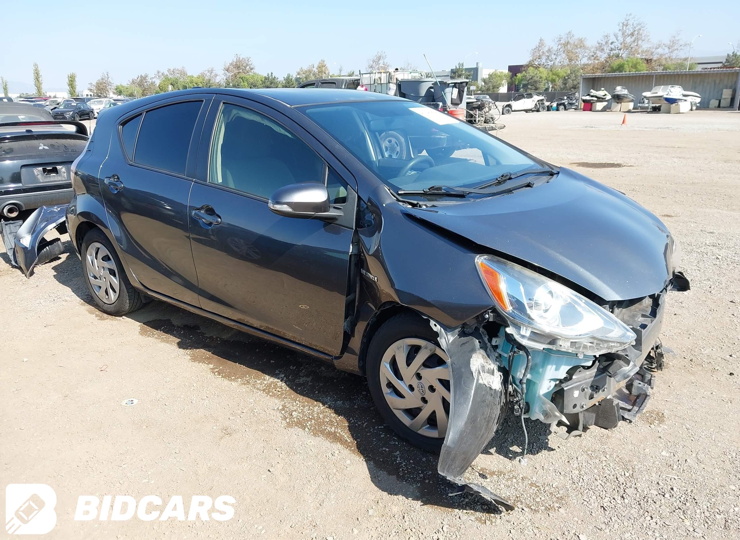 2015 Toyota Prius, C Three