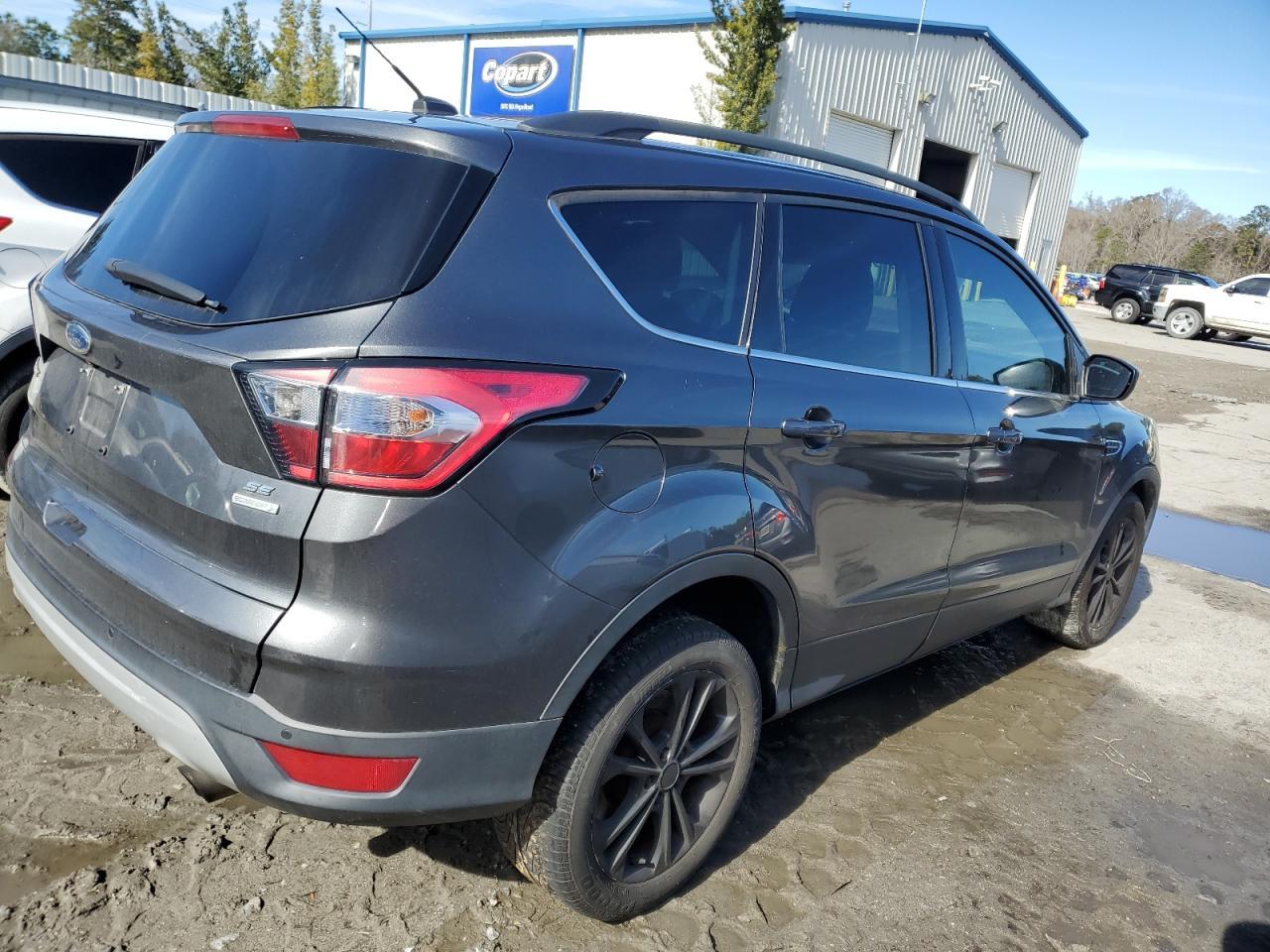2017 Ford Escape, SE