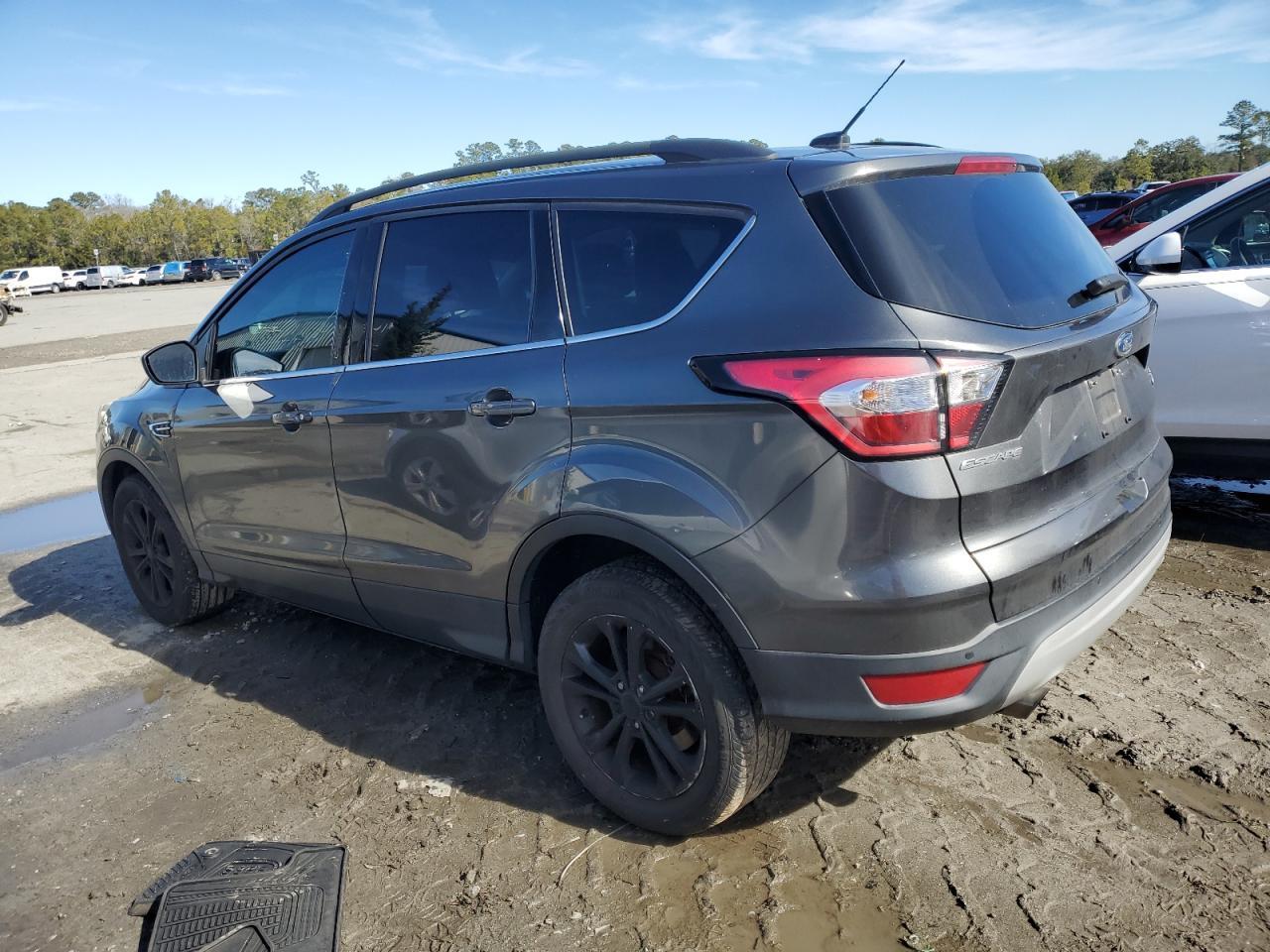 2017 Ford Escape, SE
